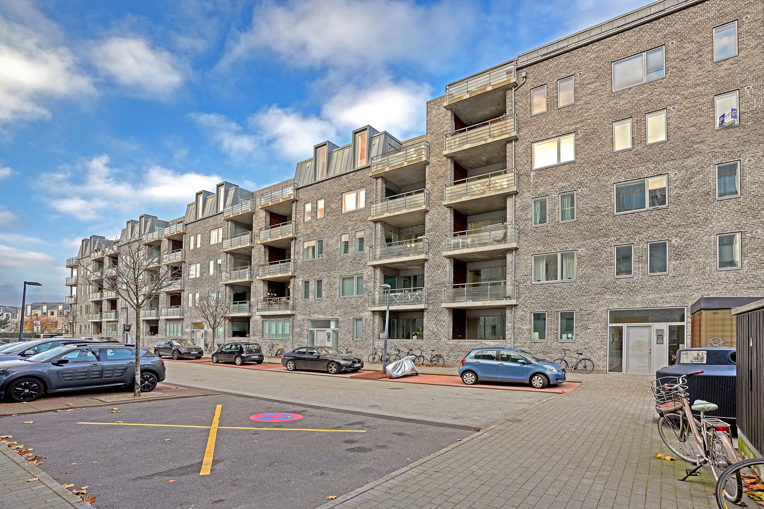 Fremhævet ejendommen billede i fuldskærmstilstand. Billede af Ebbe Rodes Allé 7, 3. th., 2500 Valby