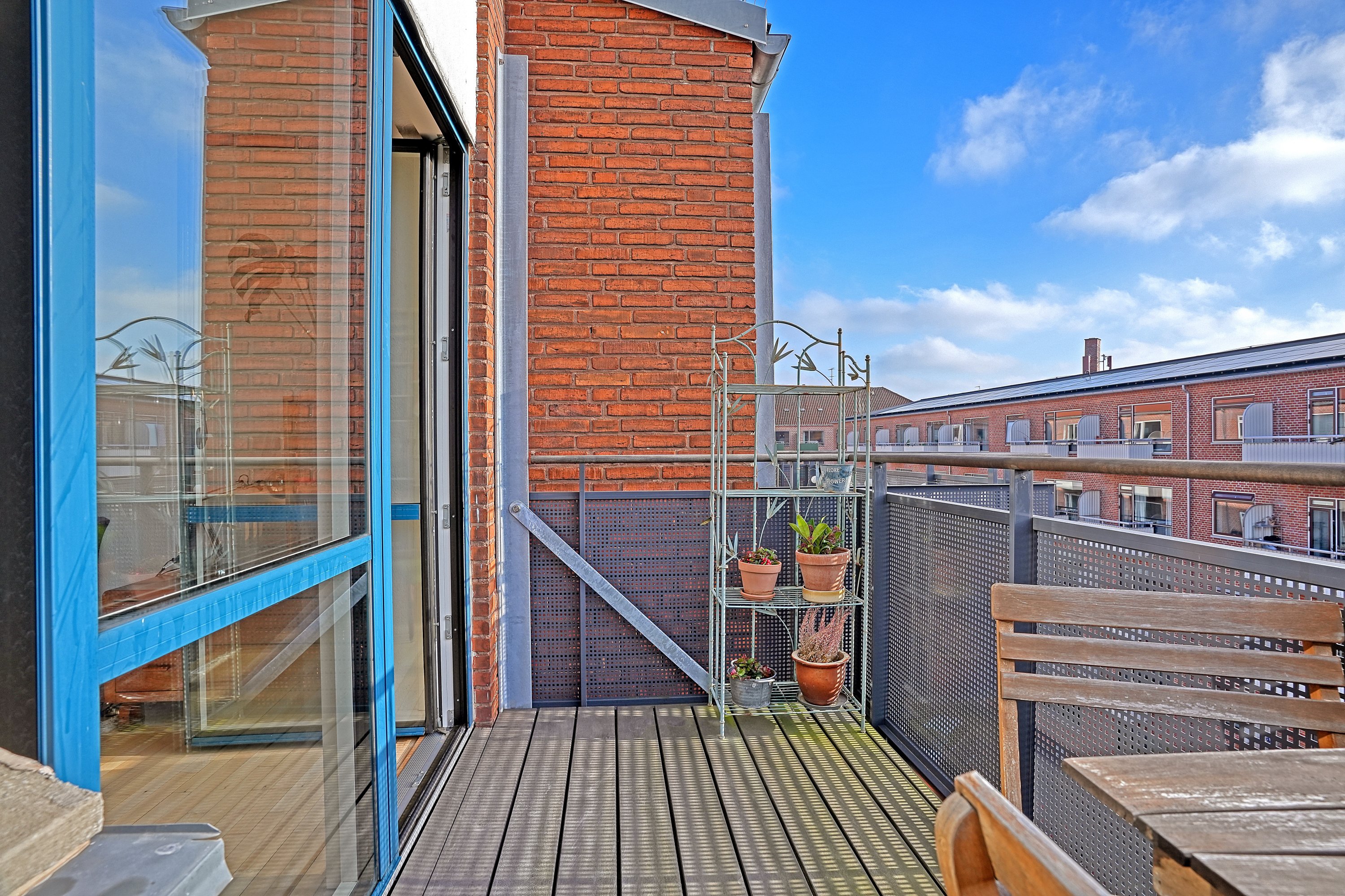 Fremhævet altan billede i fuldskærmstilstand. Billede af Lyshøjgårdsvej 95, 4. th., 2500 Valby