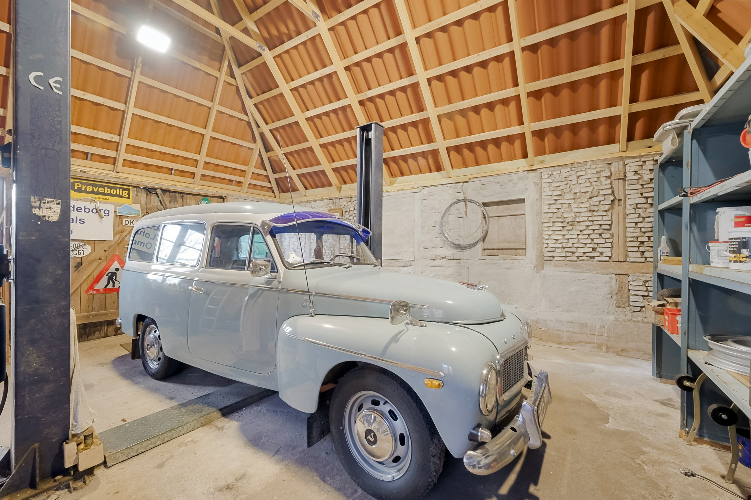 Fremhævet garage billede i fuldskærmstilstand. Billede af Dyrehavevej 94, 5800 Nyborg