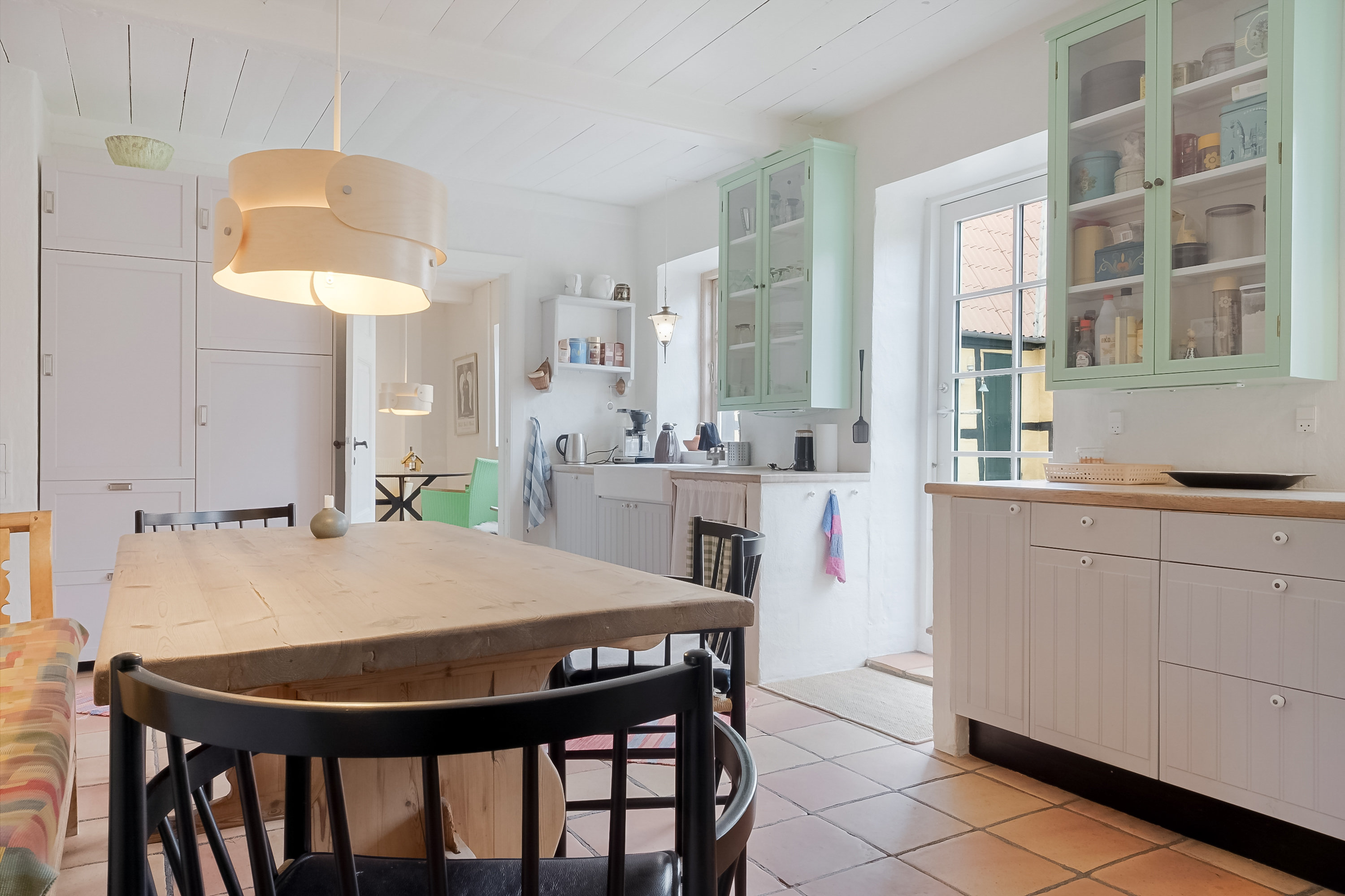 Fremhævet køkken billede i fuldskærmstilstand. Billede af Dyrehavevej 94, 5800 Nyborg