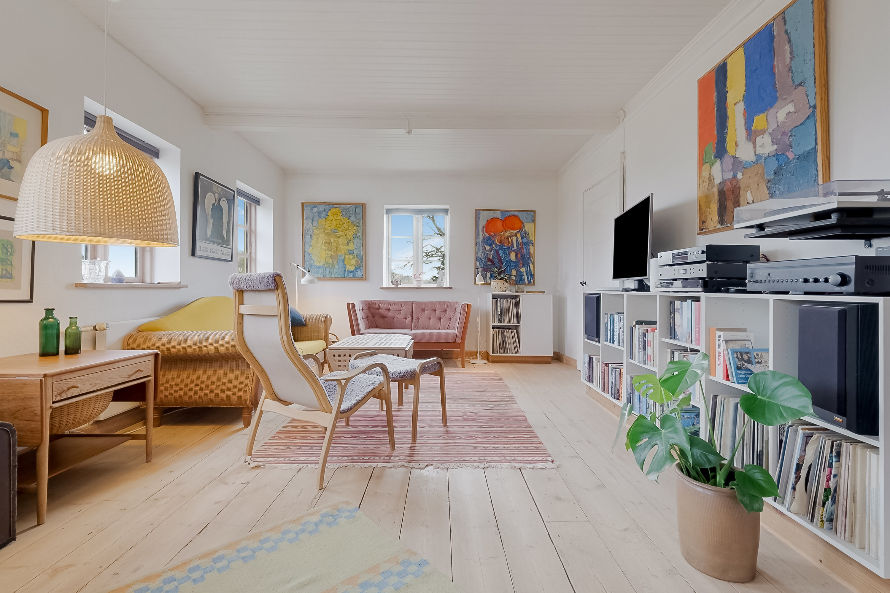 Fremhævet stue billede i fuldskærmstilstand. Billede af Dyrehavevej 94, 5800 Nyborg