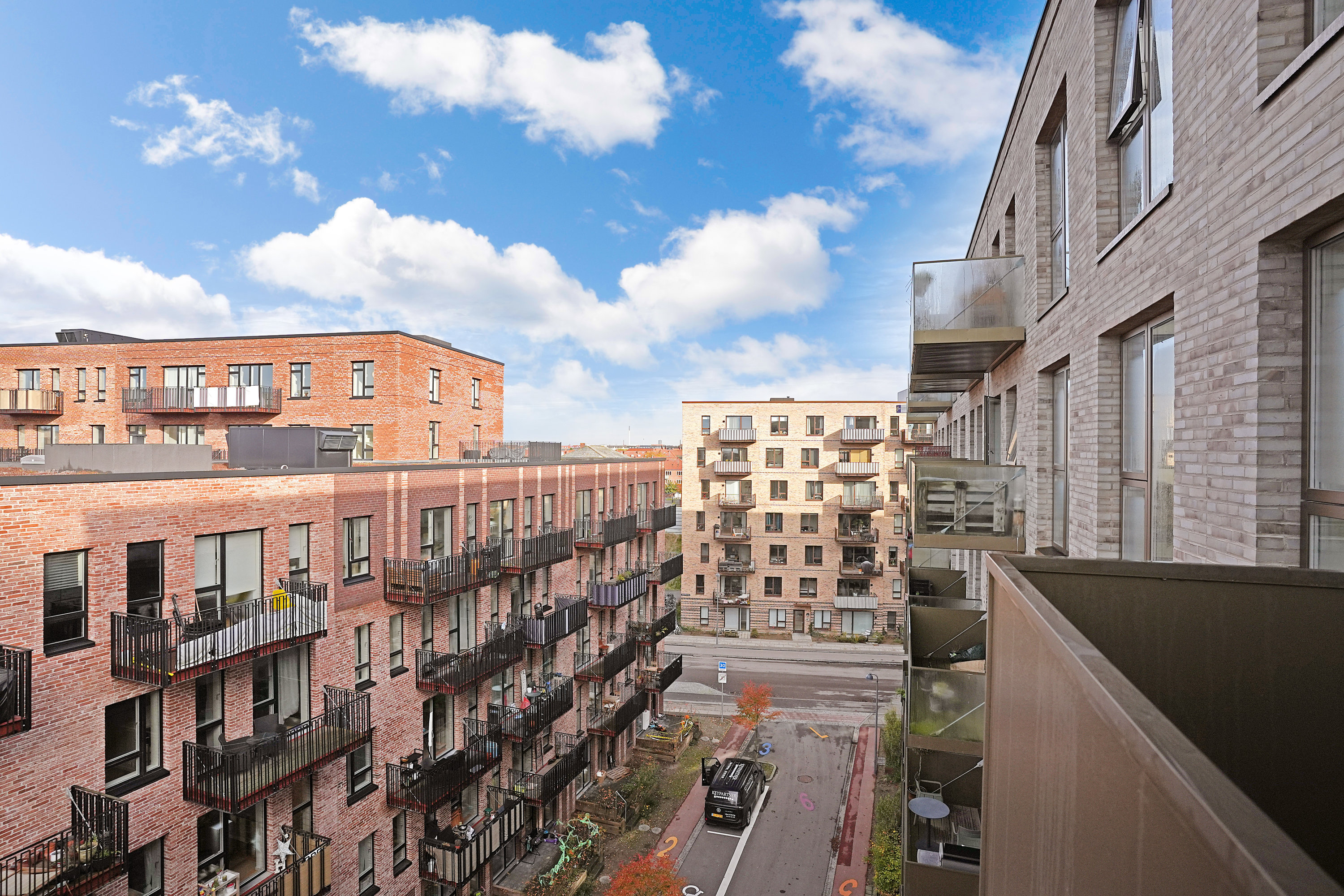 Fremhævet  billede i fuldskærmstilstand. Billede af Løgæblevej 3, 5. tv., 2500 Valby