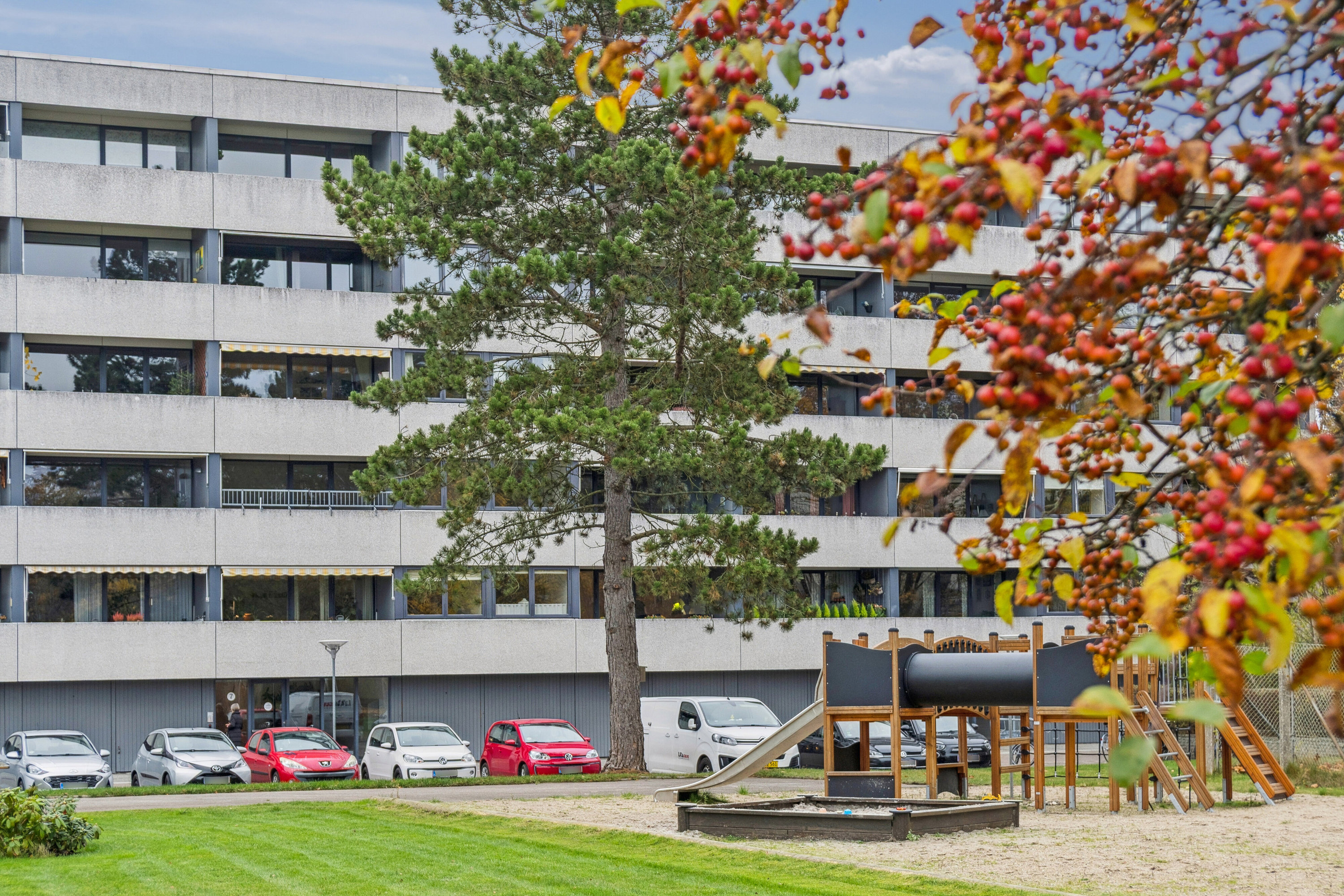 Fremhævet udendørs billede i fuldskærmstilstand. Billede af Hørsholm Park 7, 1. tv., 2970 Hørsholm