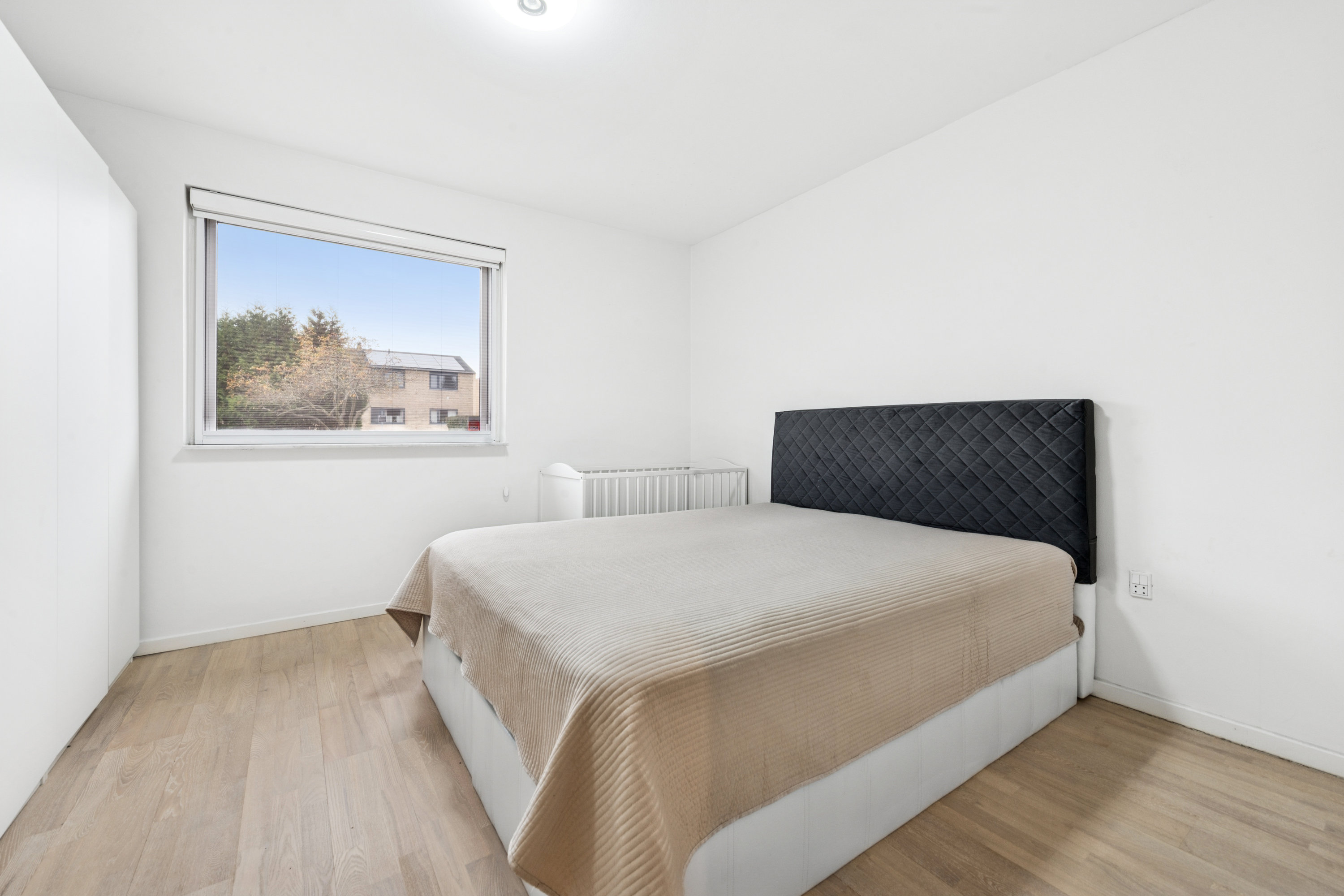 Fremhævet værelse billede i fuldskærmstilstand. Billede af Grønneled 13, 2620 Albertslund