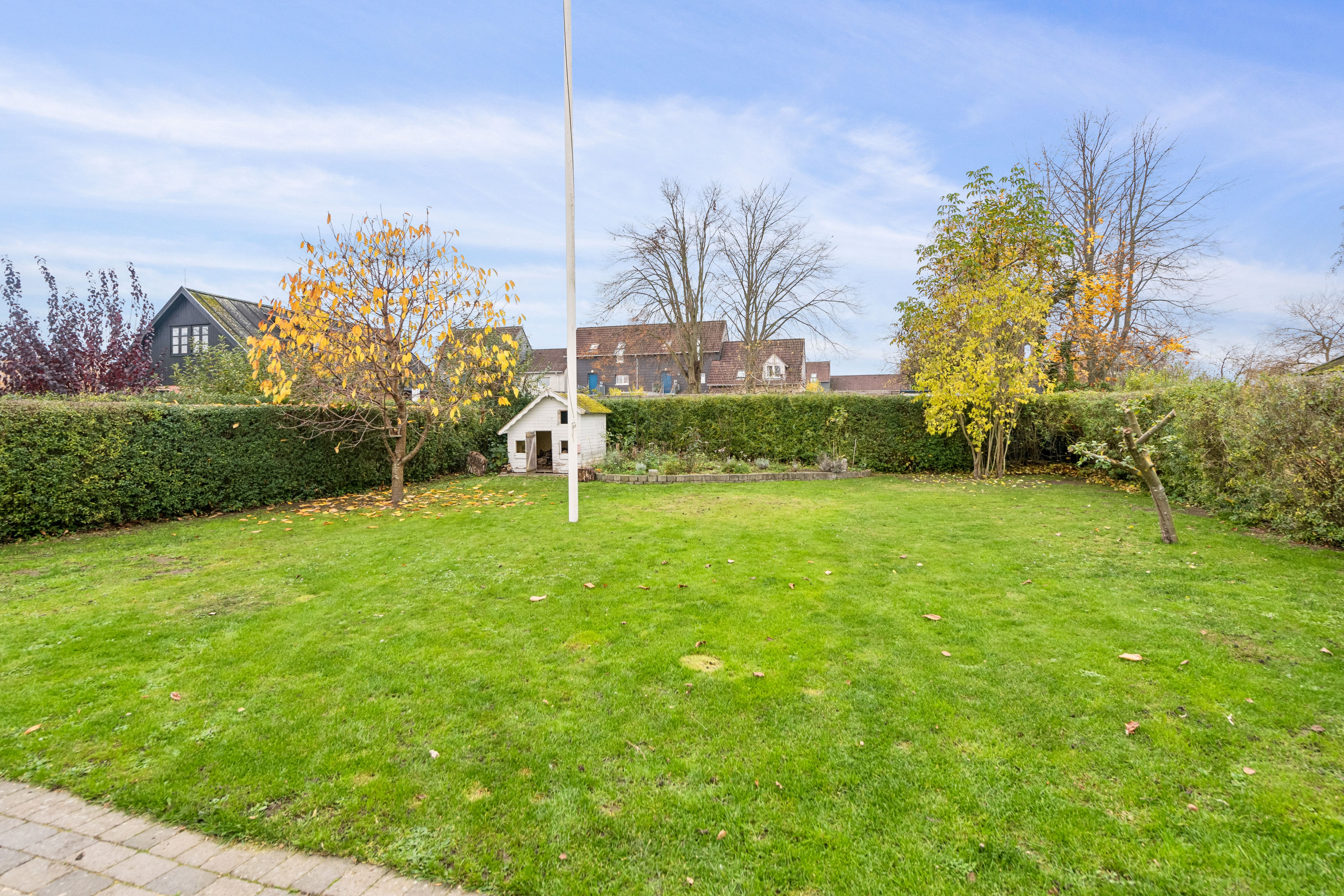 Fremhævet have billede i fuldskærmstilstand. Billede af Valdemars Alle 17, 2860 Søborg