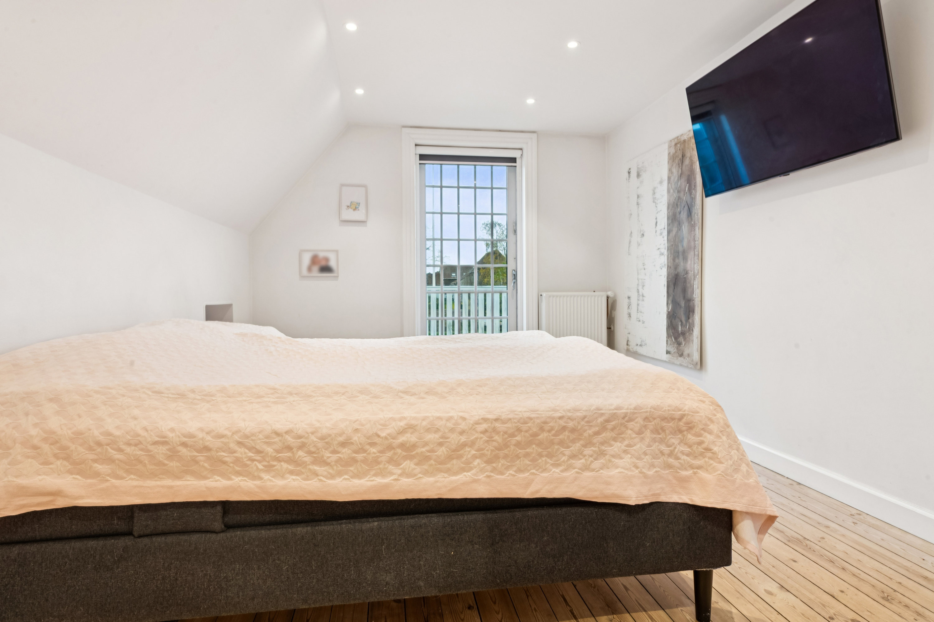 Fremhævet værelse billede i fuldskærmstilstand. Billede af Valdemars Alle 17, 2860 Søborg