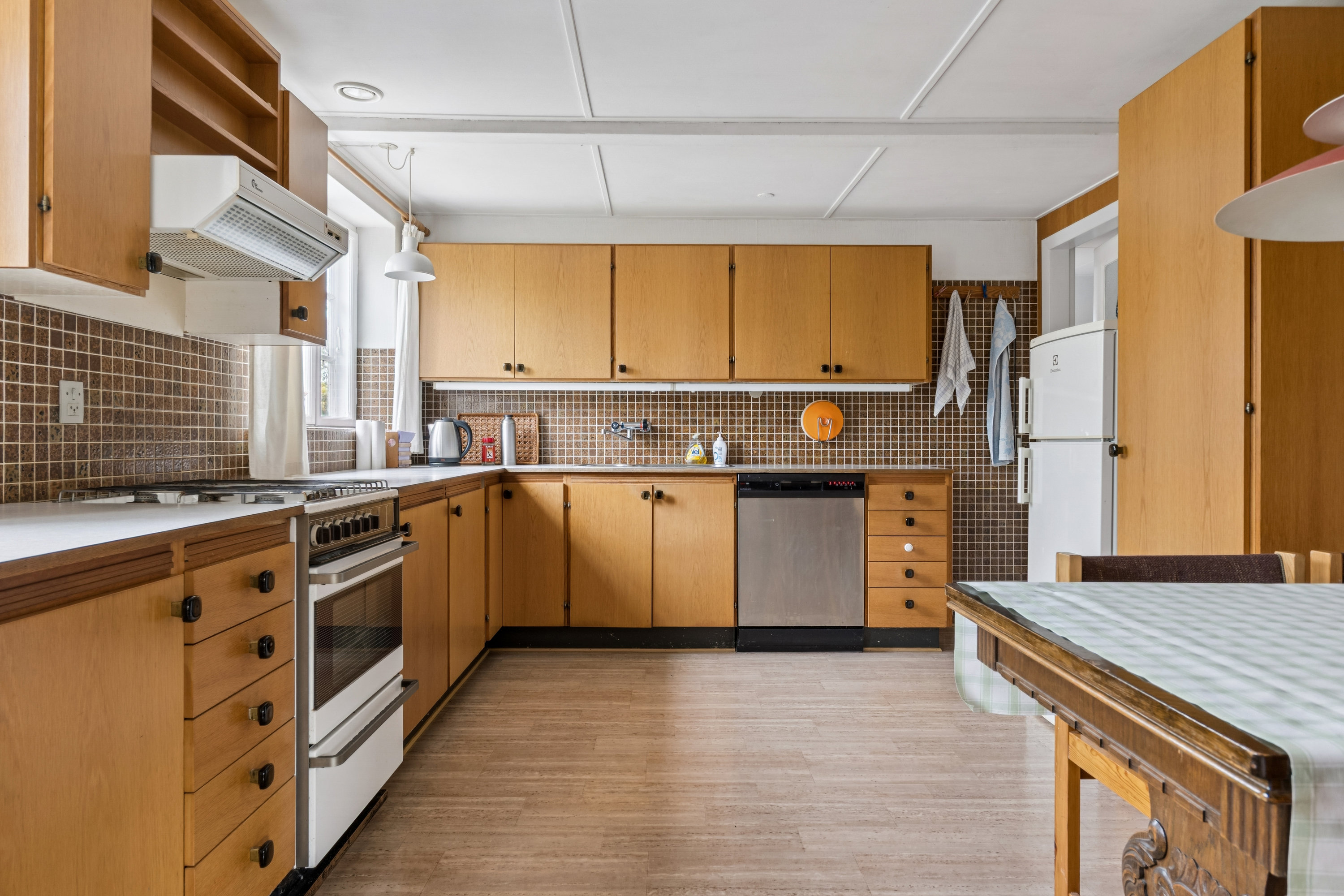 Fremhævet køkken billede i fuldskærmstilstand. Billede af Sygehusvejen 35A, 5970 Ærøskøbing