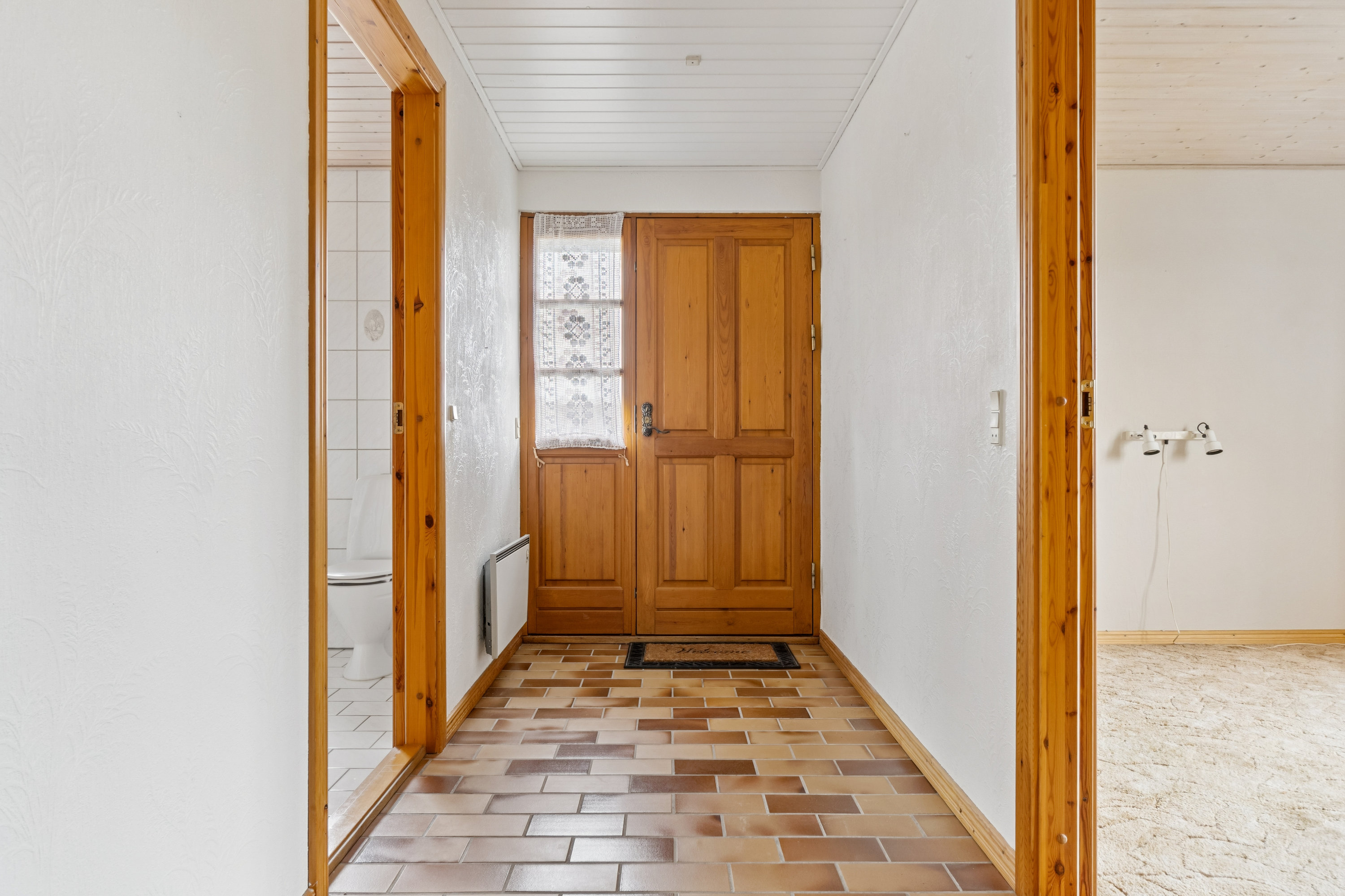 Fremhævet gang billede i fuldskærmstilstand. Billede af Østervænget 30, Ommel, 5960 Marstal