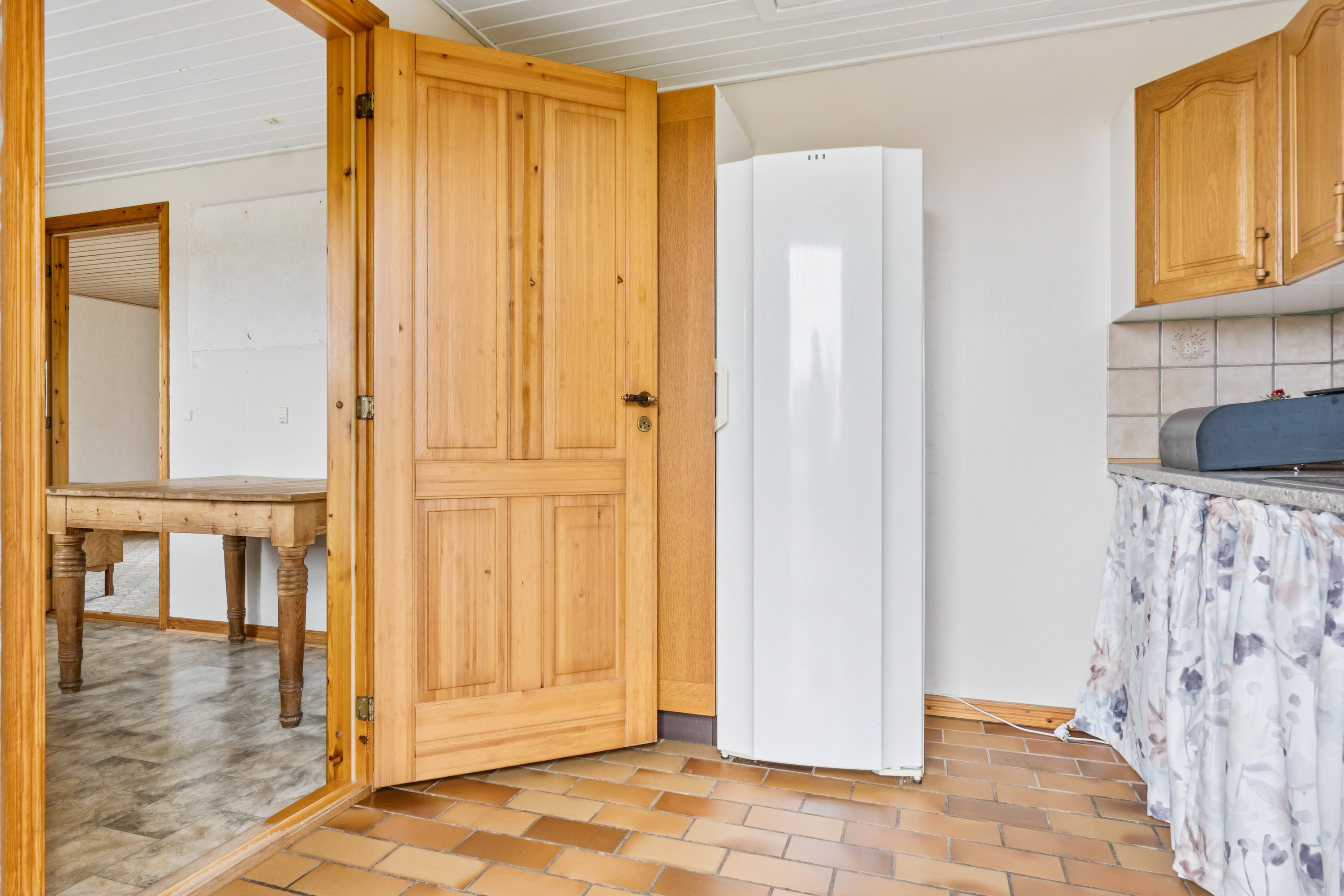 Fremhævet gang billede i fuldskærmstilstand. Billede af Østervænget 30, Ommel, 5960 Marstal