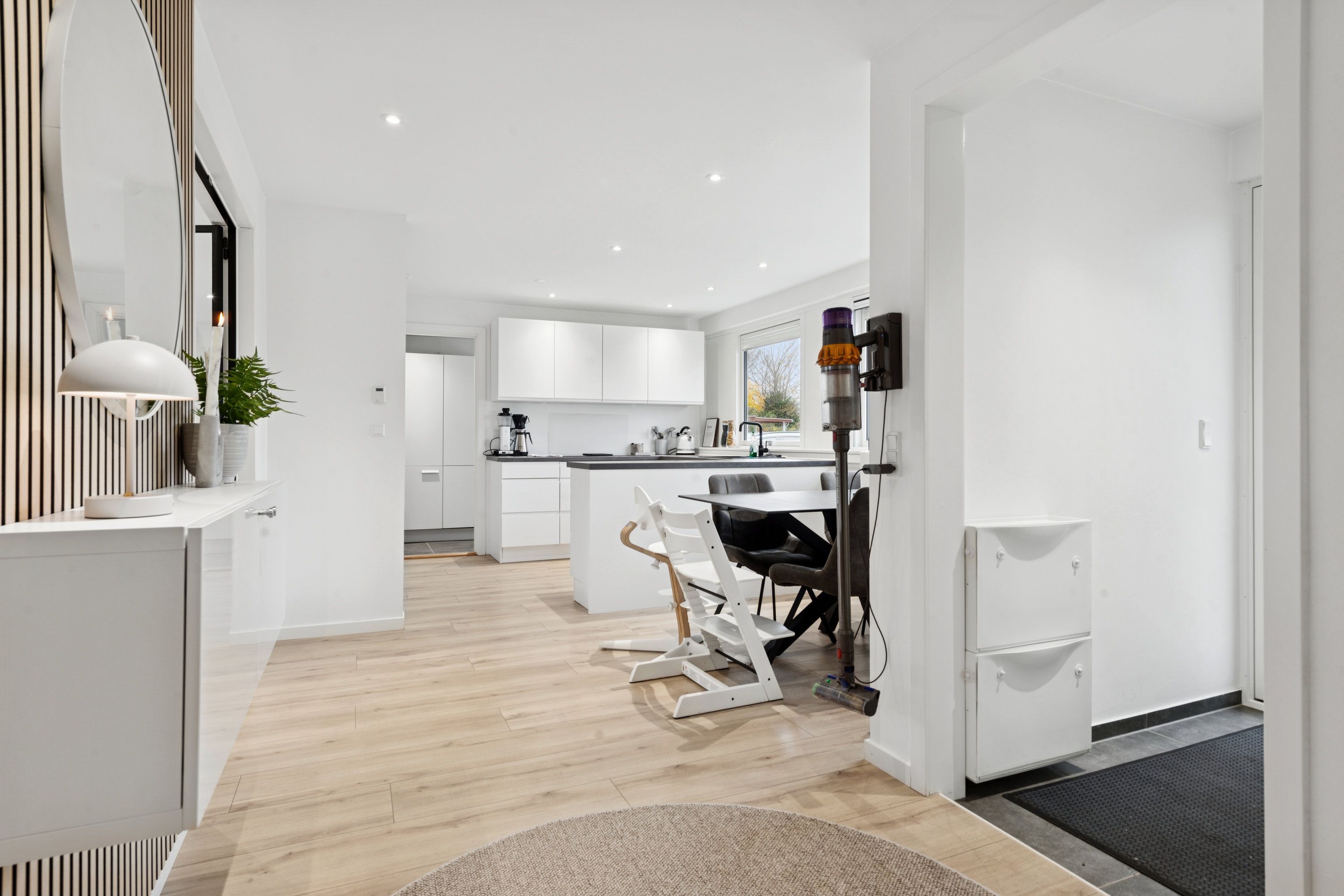 Fremhævet værelse billede i fuldskærmstilstand. Billede af Randager 26, 2620 Albertslund