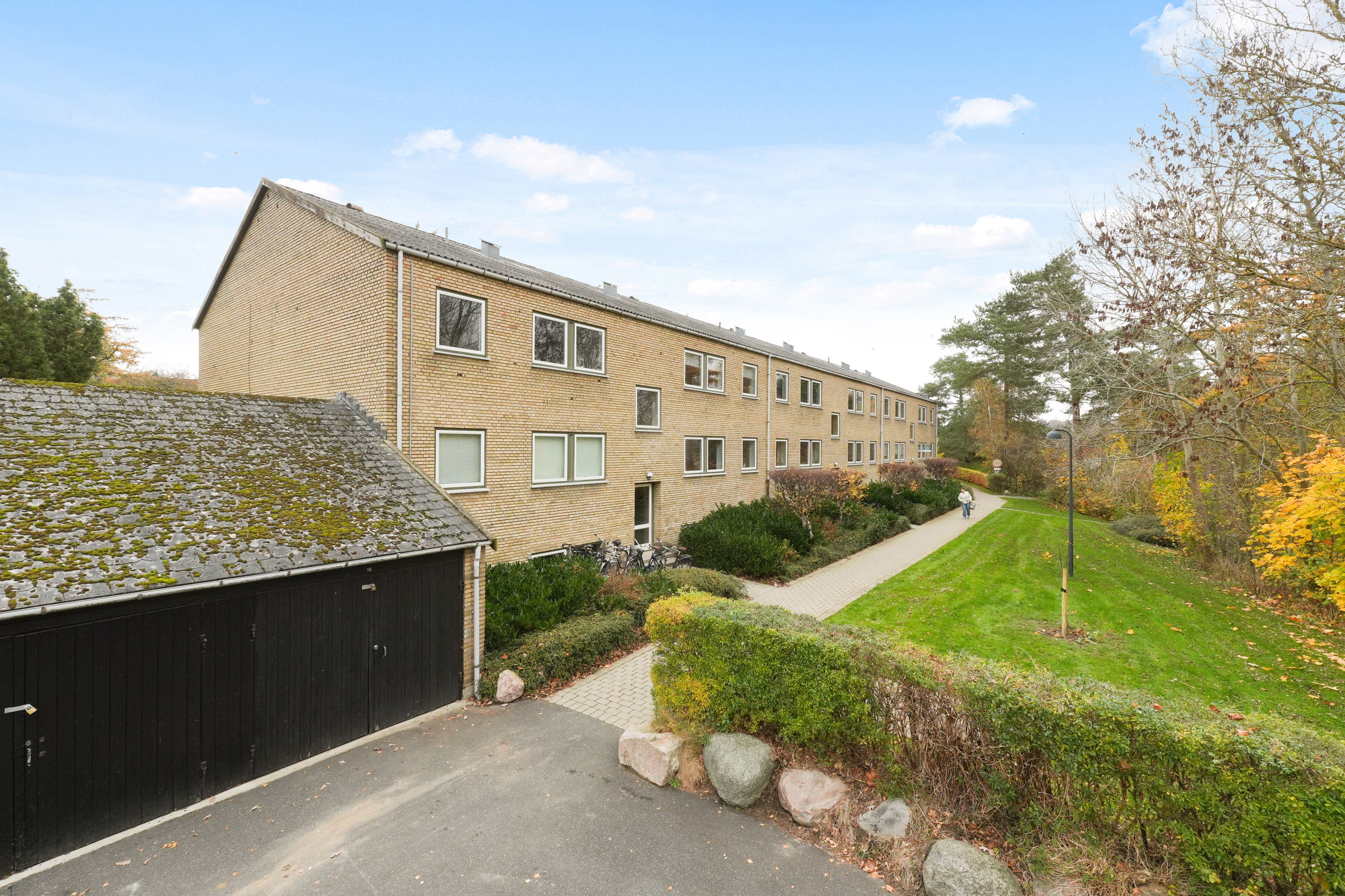 Fremhævet andet billede i fuldskærmstilstand. Billede af Bakkekrogen 19, 1. 2., 3460 Birkerød