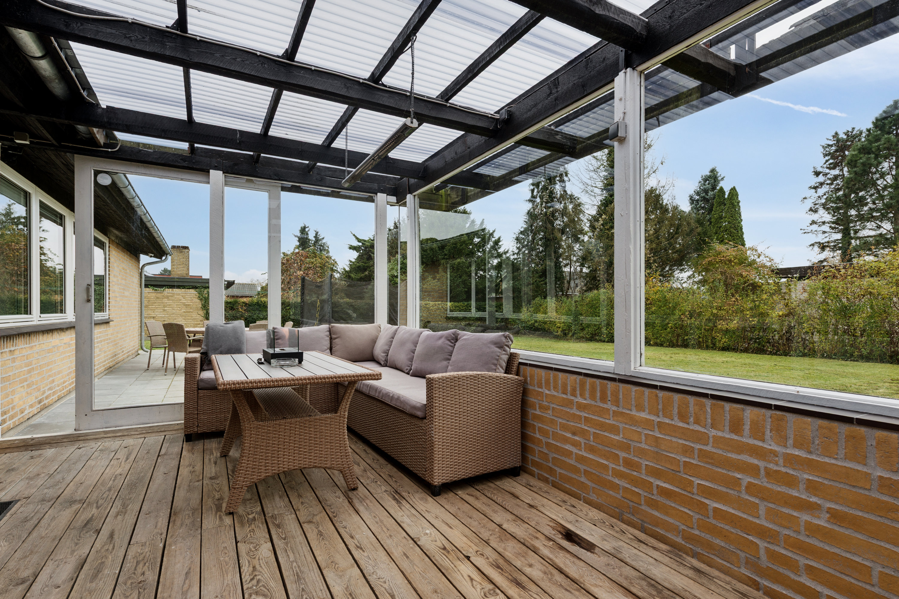 Fremhævet terrasse billede i fuldskærmstilstand. Billede af Randager 26, 2620 Albertslund