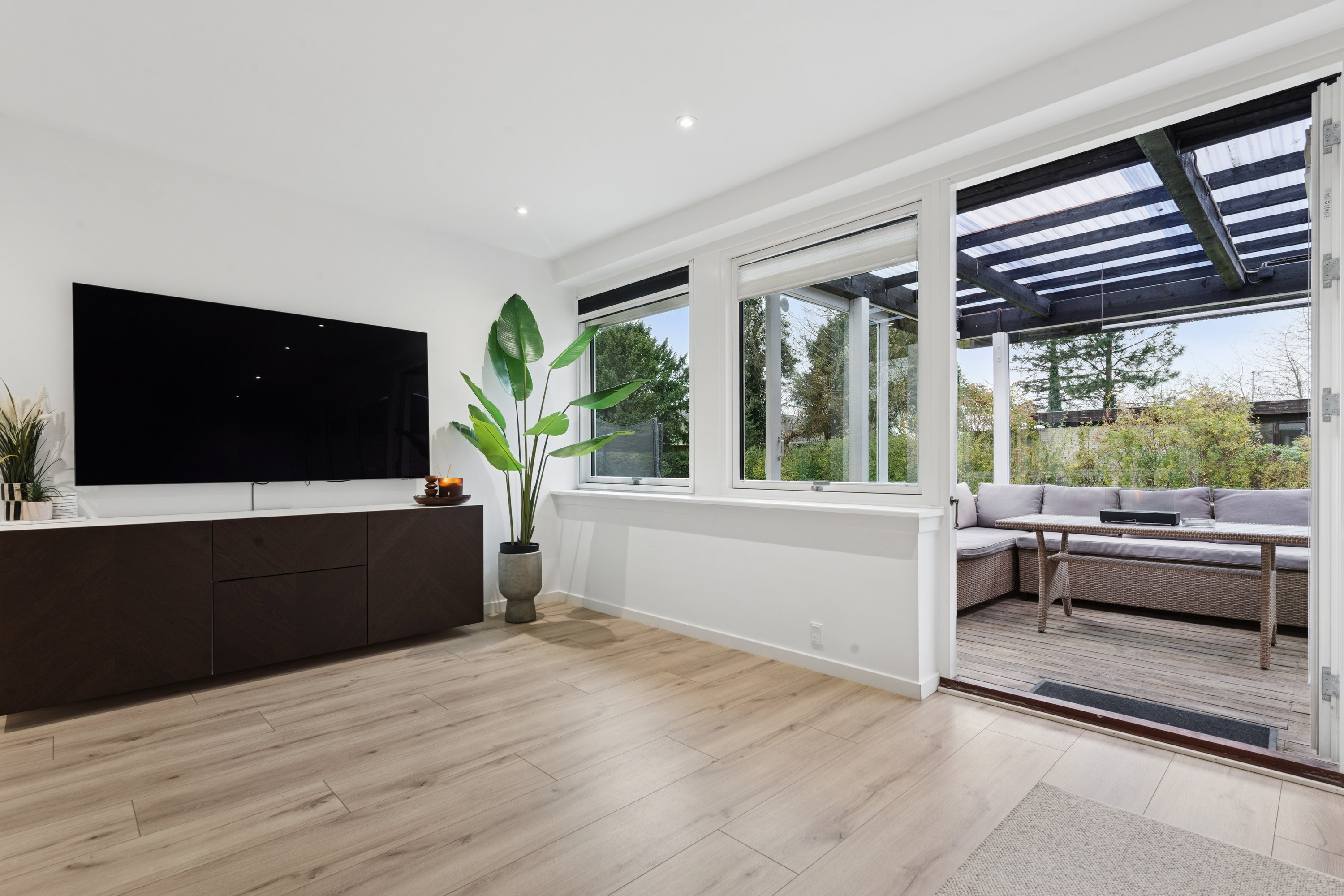 Fremhævet køkken billede i fuldskærmstilstand. Billede af Randager 26, 2620 Albertslund