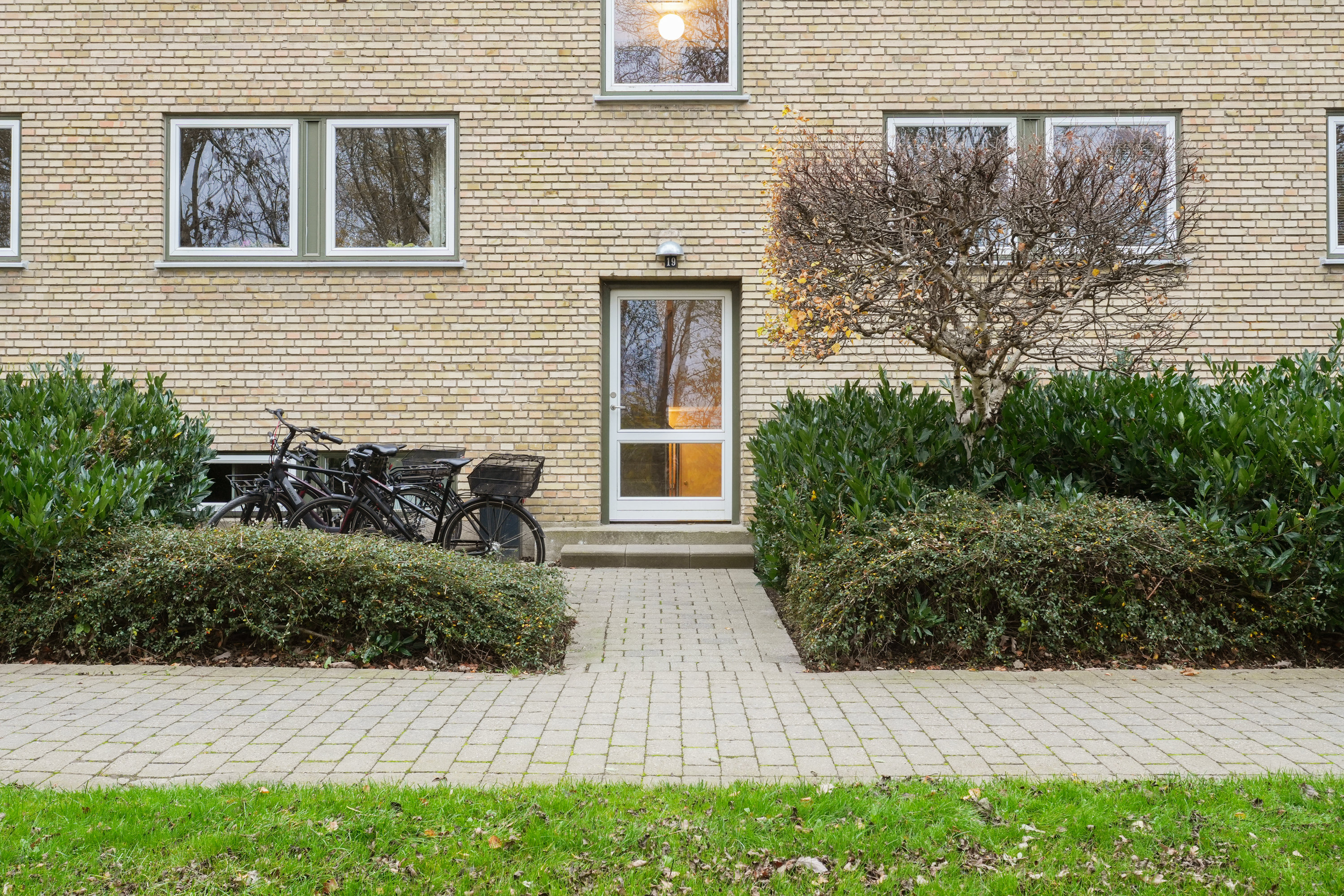 Fremhævet andet billede i fuldskærmstilstand. Billede af Bakkekrogen 19, 1. 2., 3460 Birkerød