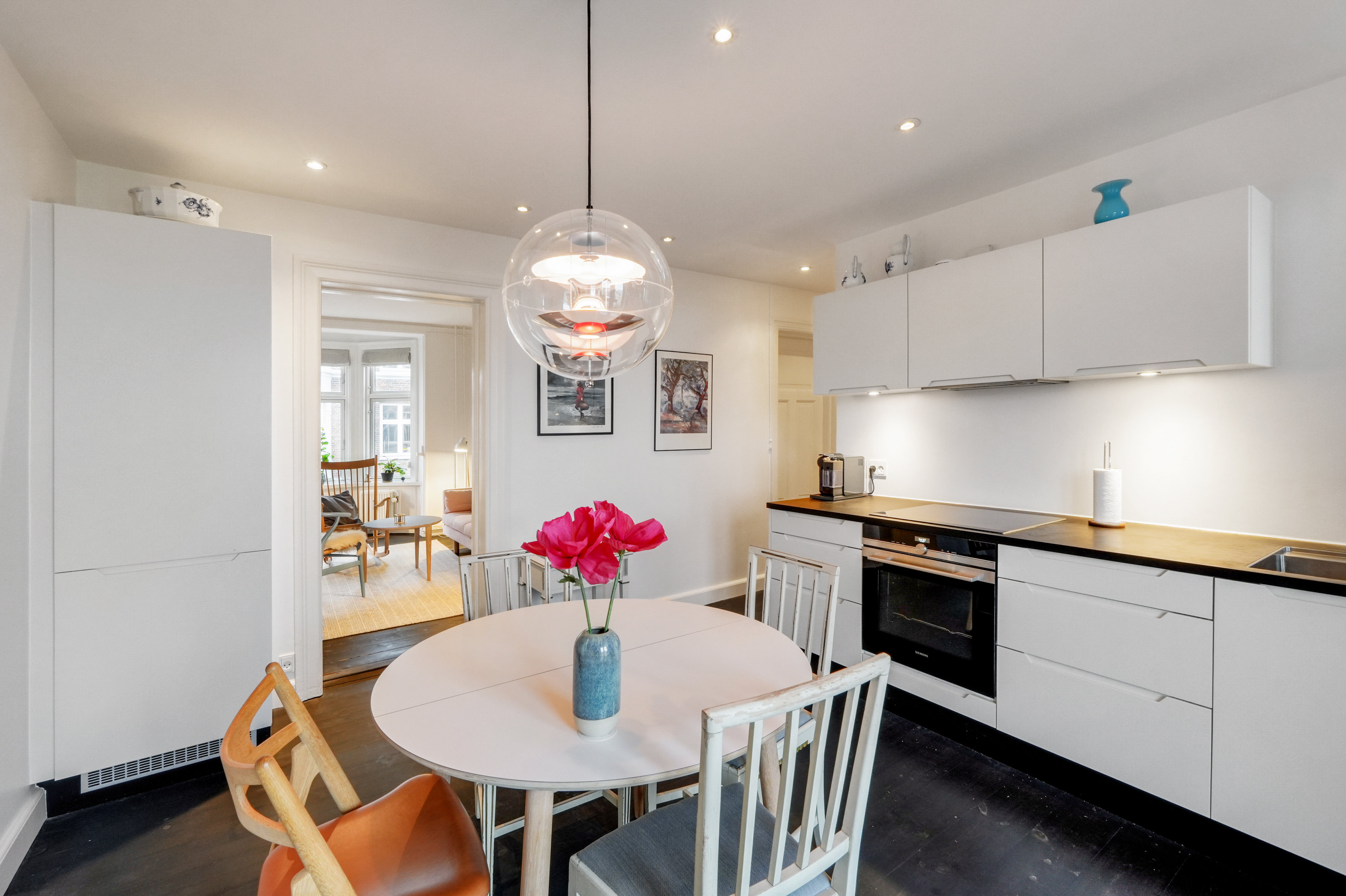 Fremhævet andet billede i fuldskærmstilstand. Billede af Strandparksvej 22, 3. th., 2900 Hellerup