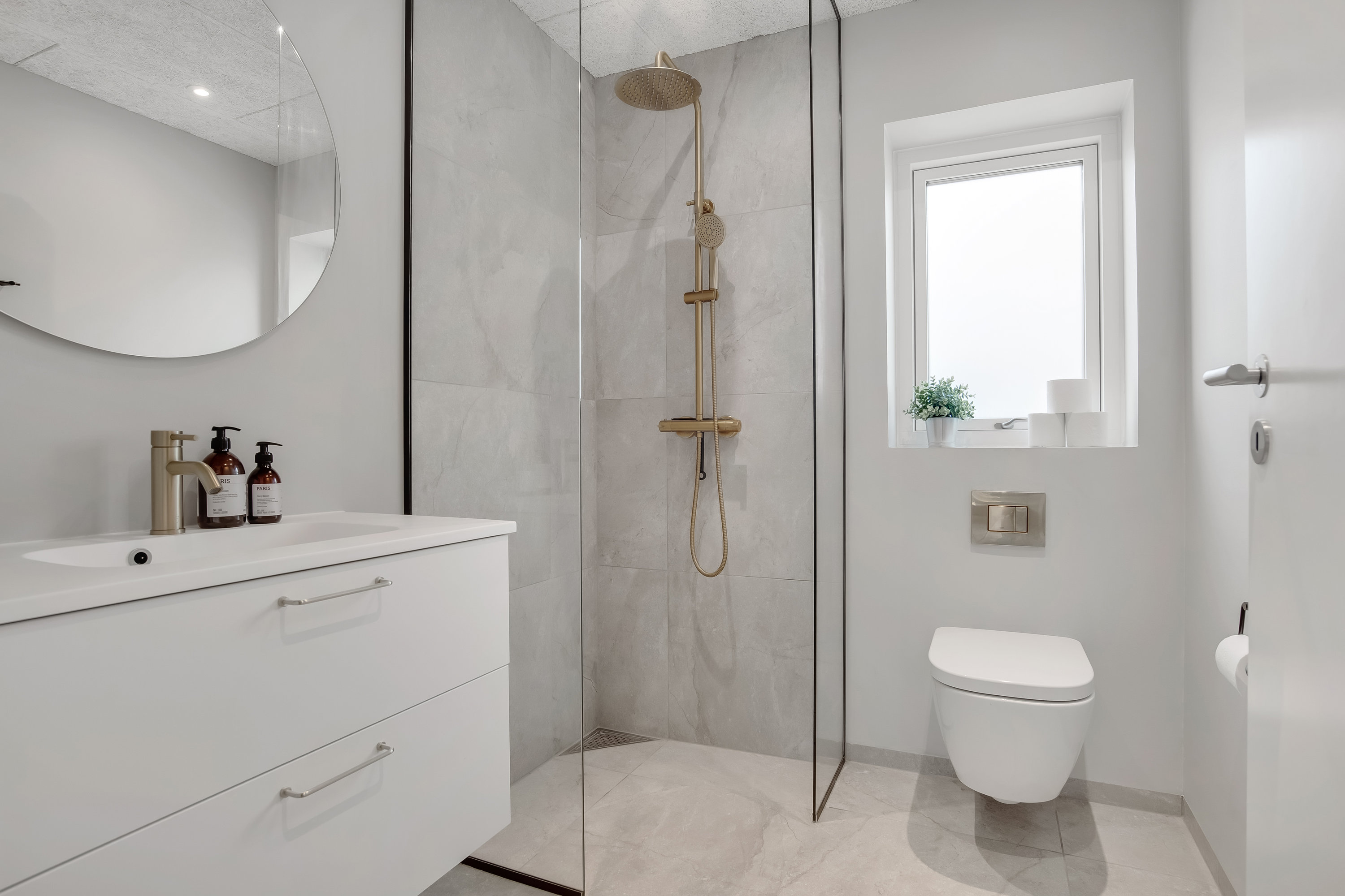 Fremhævet badeværelse billede i fuldskærmstilstand. Billede af Gl. Hornshøjvej 20B, Hornshøj, 7500 Holstebro