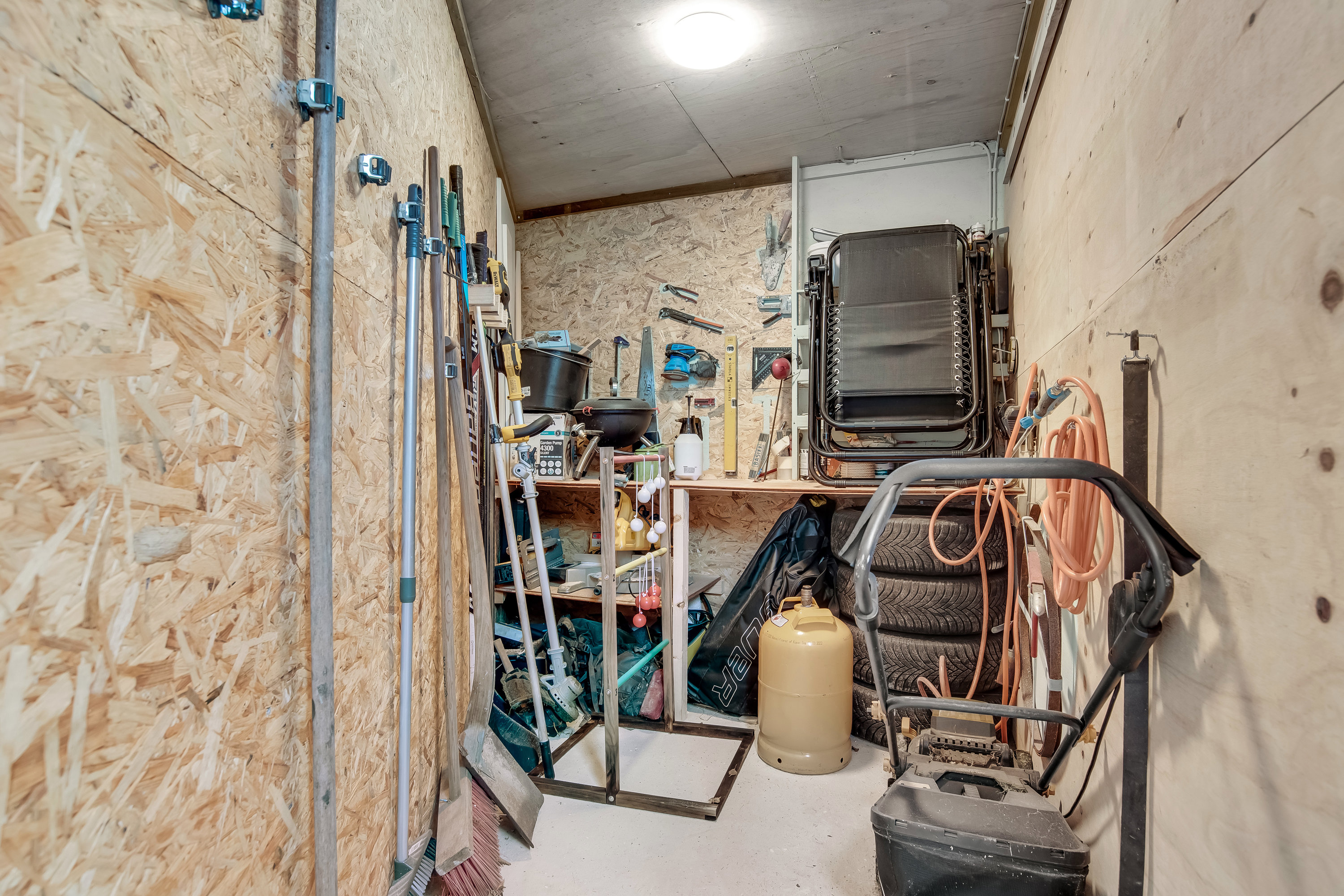 Fremhævet skur billede i fuldskærmstilstand. Billede af Gl. Hornshøjvej 20B, Hornshøj, 7500 Holstebro