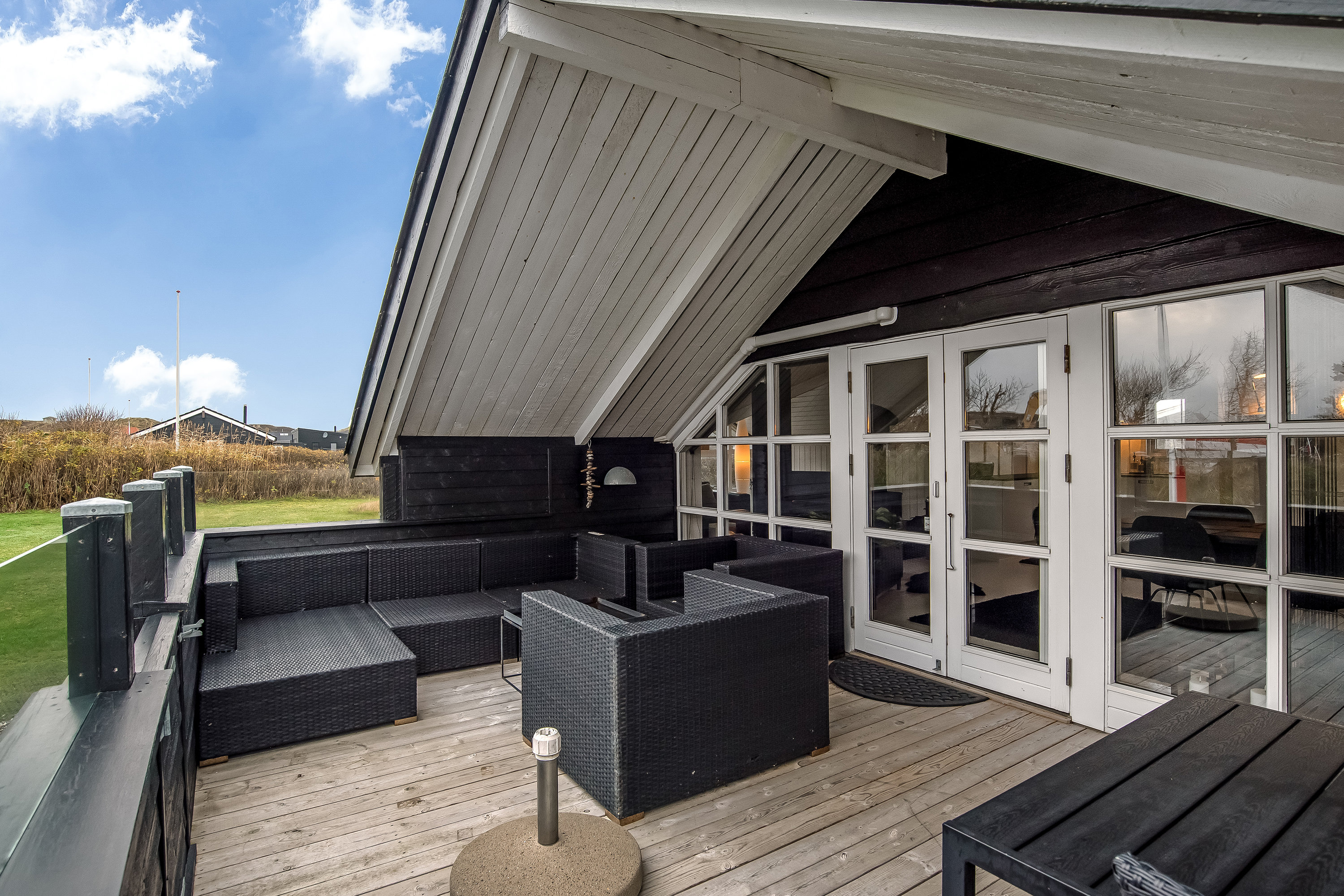 Fremhævet terrasse billede i fuldskærmstilstand. Billede af Lodbergsvej 425, Søndervig, 6950 Ringkøbing