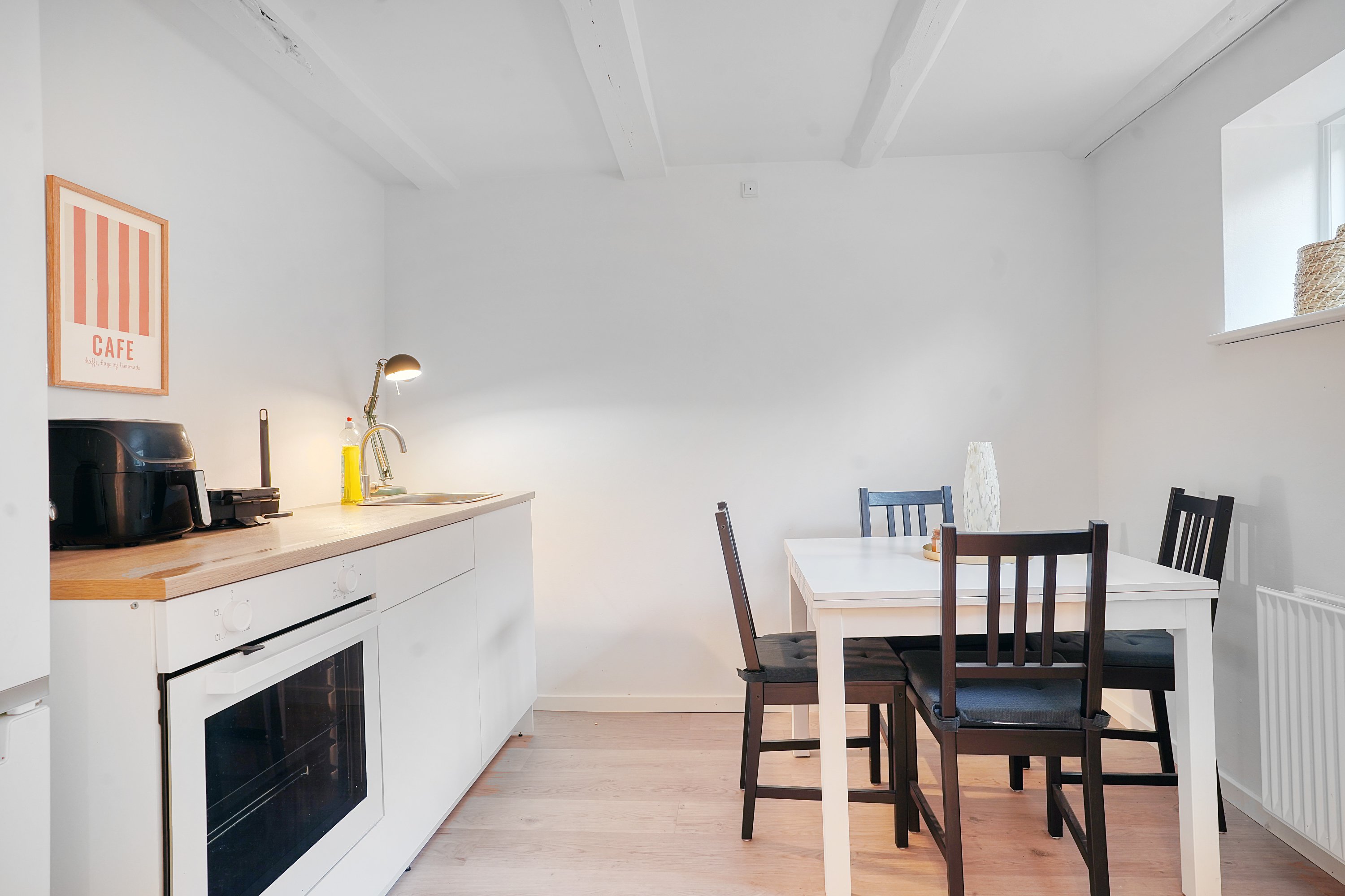 Fremhævet køkken billede i fuldskærmstilstand. Billede af Kingosvej 79, 3000 Helsingør