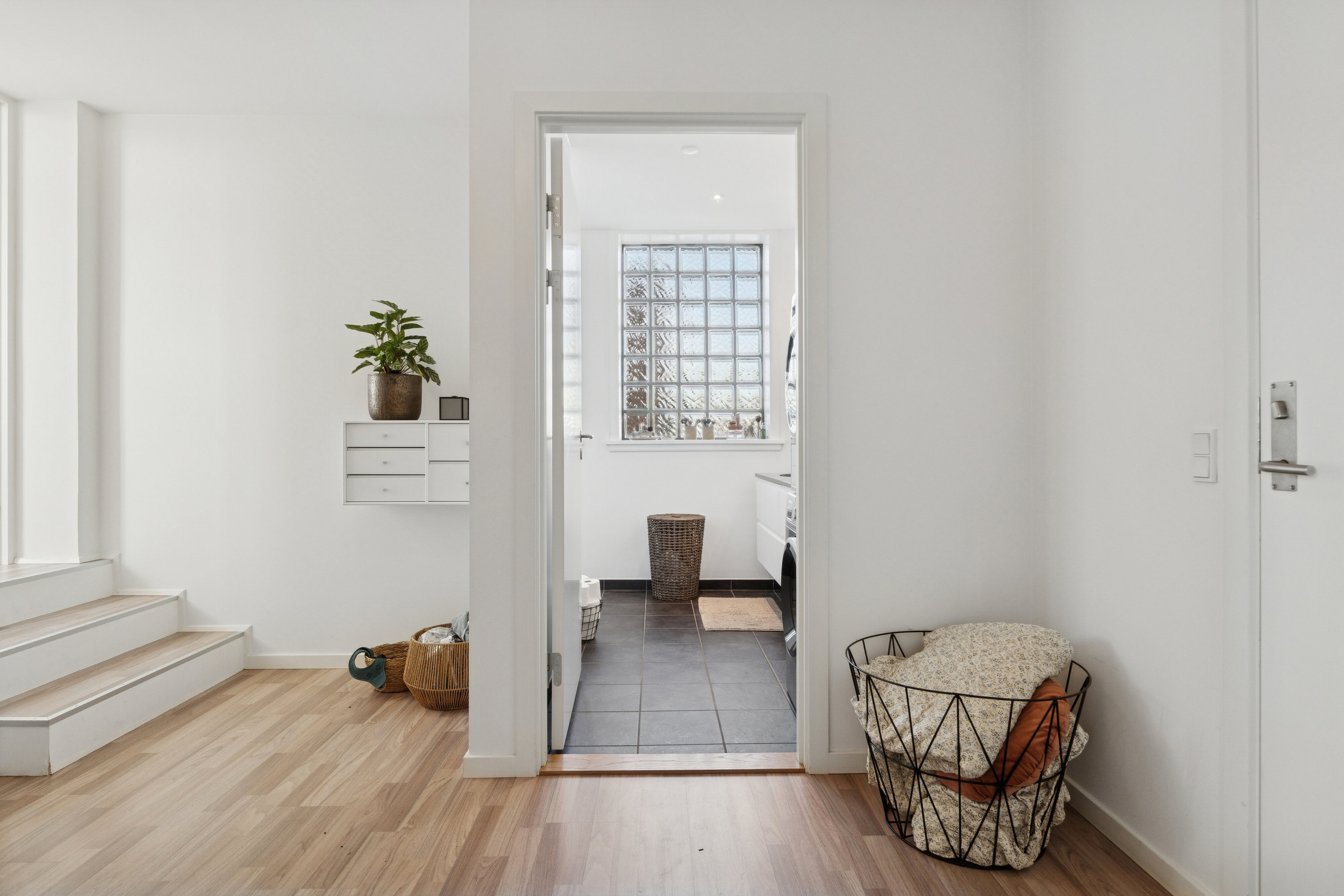 Fremhævet hall billede i fuldskærmstilstand. Billede af Nytorv 6, 2., 7700 Thisted