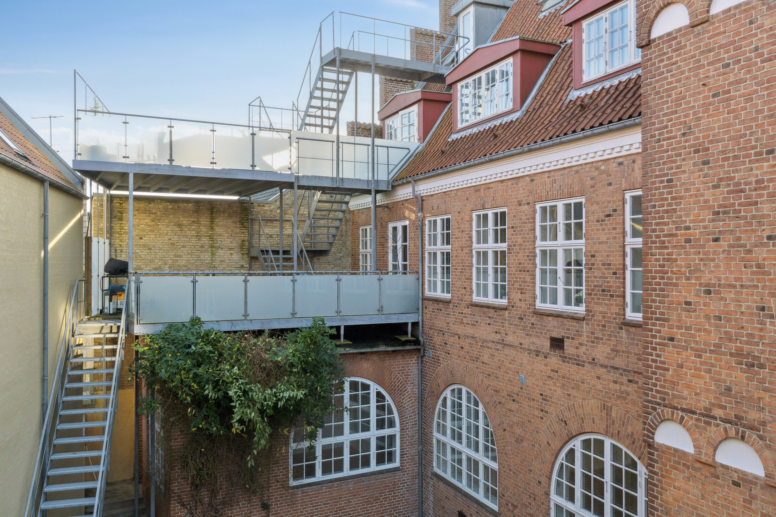 Fremhævet udendørs billede i fuldskærmstilstand. Billede af Nytorv 6, 2., 7700 Thisted