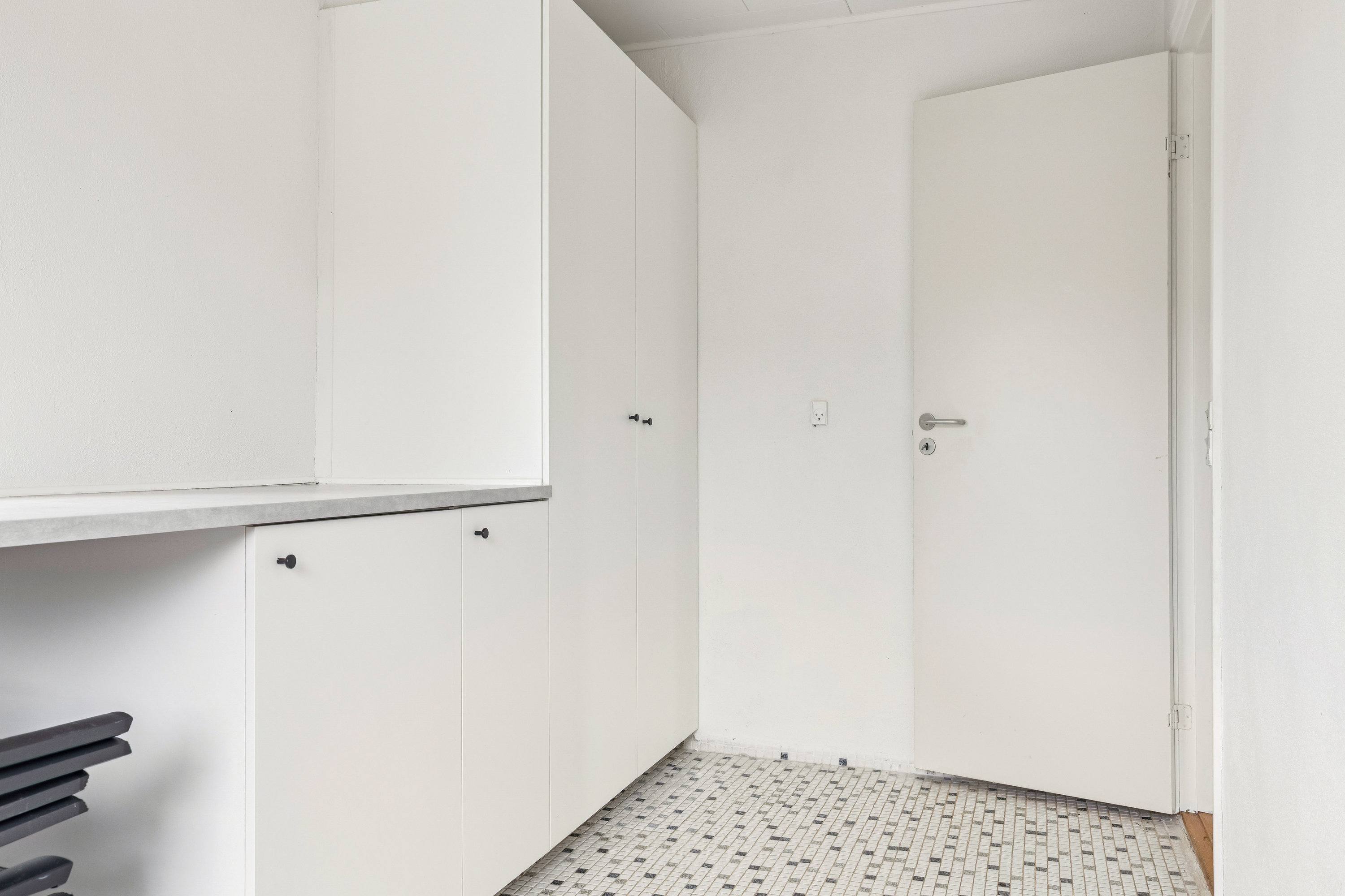 Fremhævet gang billede i fuldskærmstilstand. Billede af Hyldevænget 4, 5856 Ryslinge