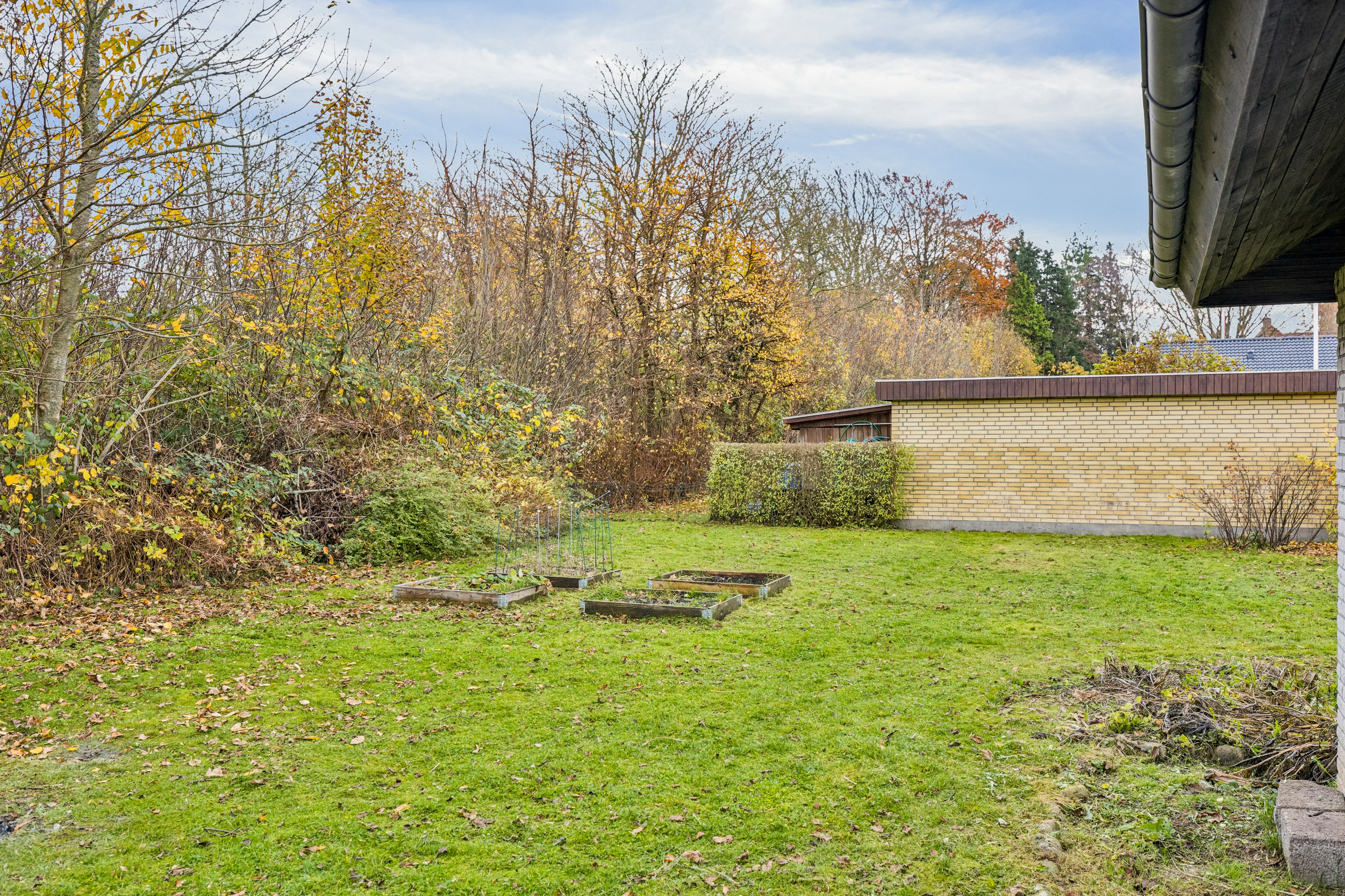 Fremhævet have billede i fuldskærmstilstand. Billede af Hyldevænget 4, 5856 Ryslinge