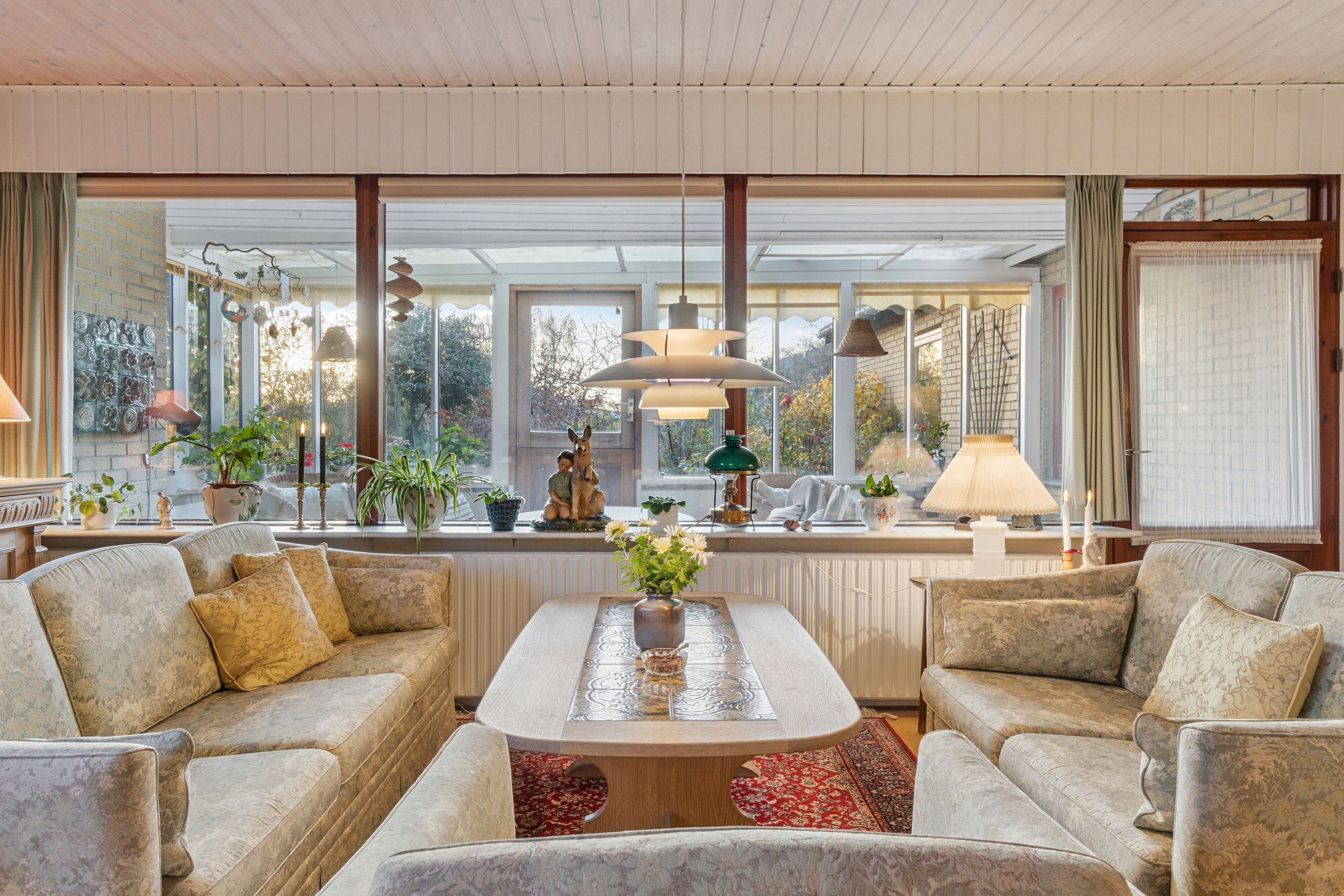 Fremhævet stue billede i fuldskærmstilstand. Billede af Bøgevej 1, 8723 Løsning