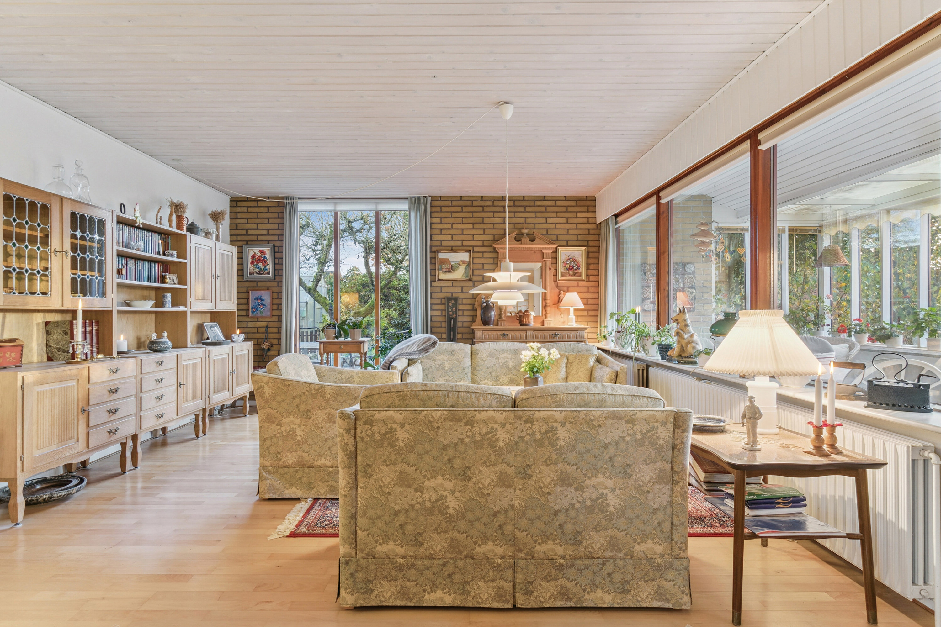 Fremhævet stue billede i fuldskærmstilstand. Billede af Bøgevej 1, 8723 Løsning