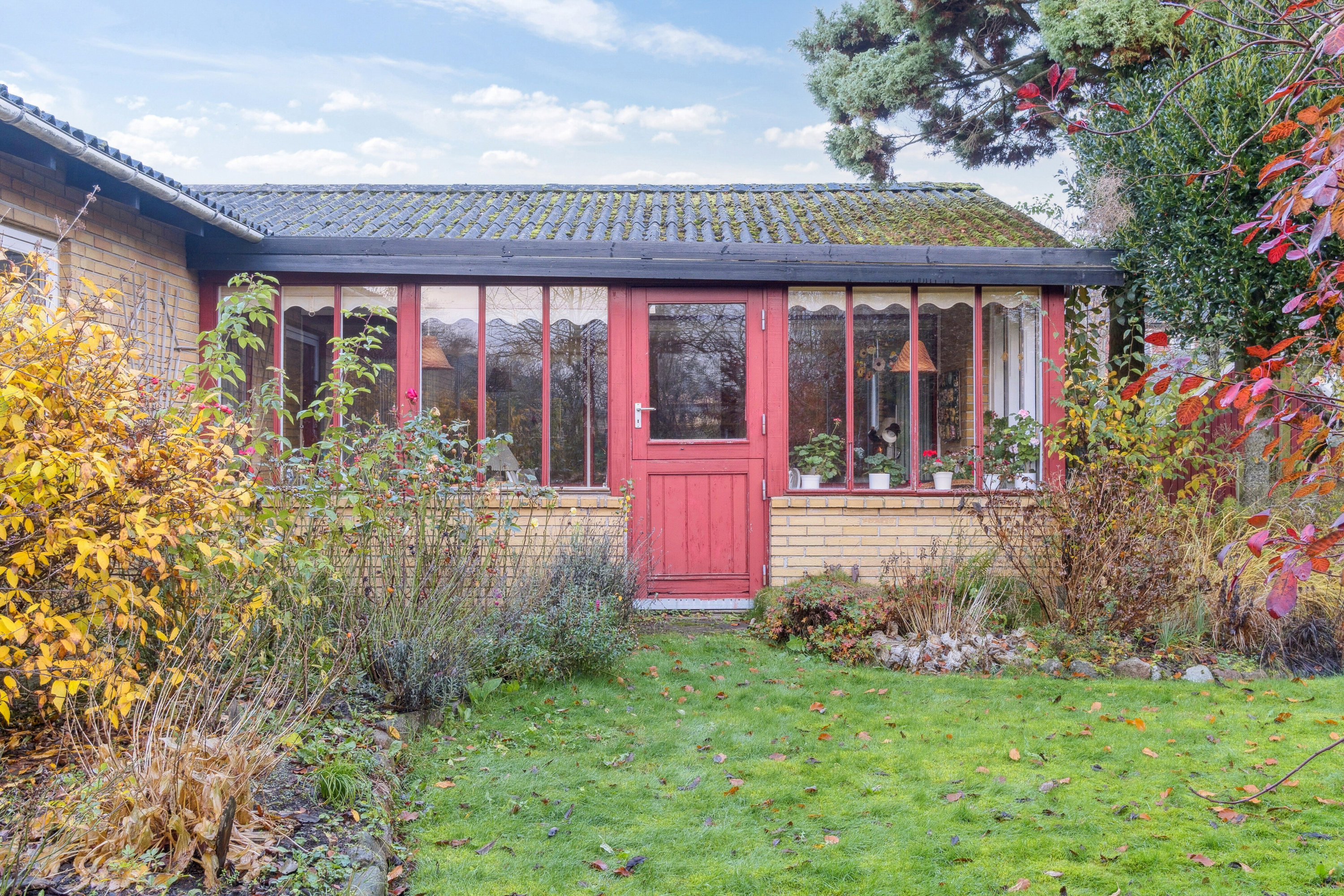 Fremhævet have billede i fuldskærmstilstand. Billede af Bøgevej 1, 8723 Løsning