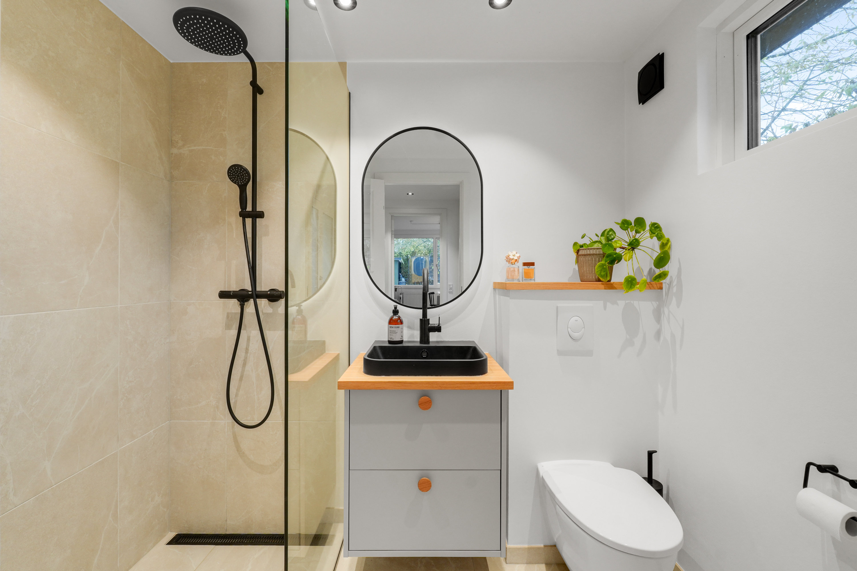 Fremhævet andet billede i fuldskærmstilstand. Billede af Hvidovrevej 201, 2650 Hvidovre