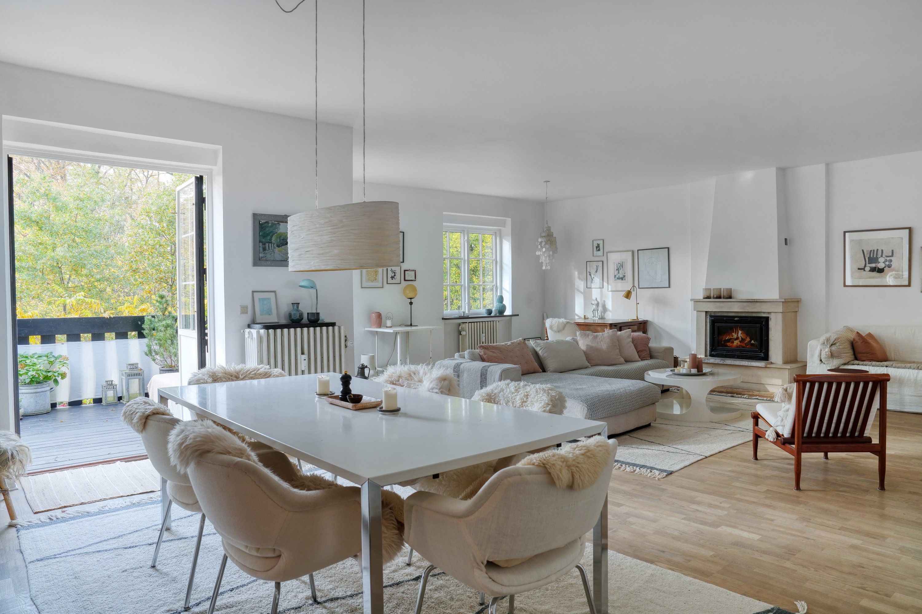 Fremhævet stue billede i fuldskærmstilstand. Billede af Øster Allé 27, 1., 2100 København Ø