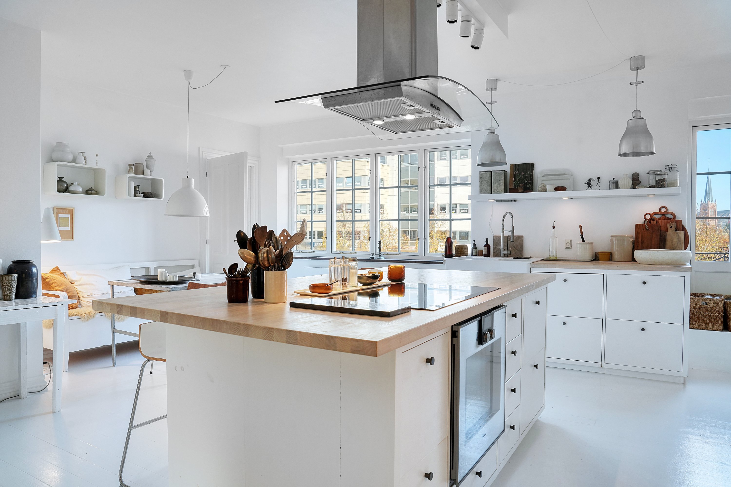 Fremhævet køkken billede i fuldskærmstilstand. Billede af Øster Allé 27, 1., 2100 København Ø