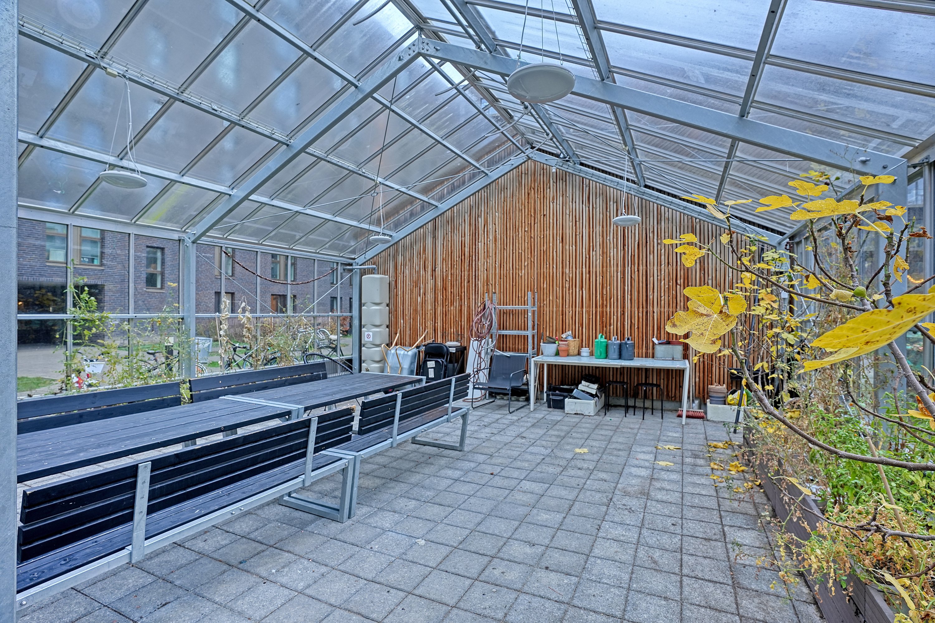 Fremhævet gårdmiljø billede i fuldskærmstilstand. Billede af Elstarvej 11, 1. tv., 2500 Valby