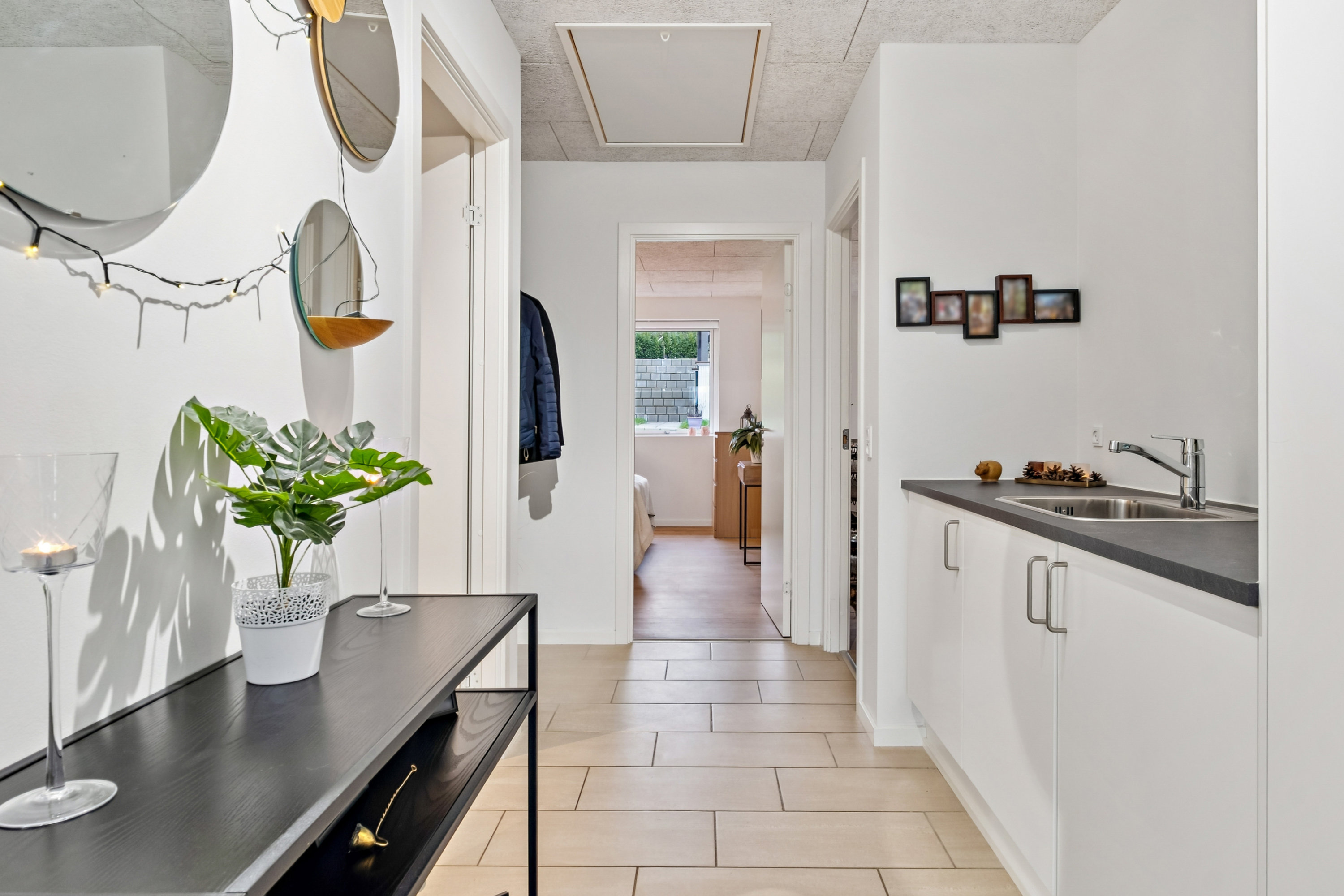 Fremhævet indgang/bryggers billede i fuldskærmstilstand. Billede af Majblomsten 6A, Egebjerg, 8700 Horsens