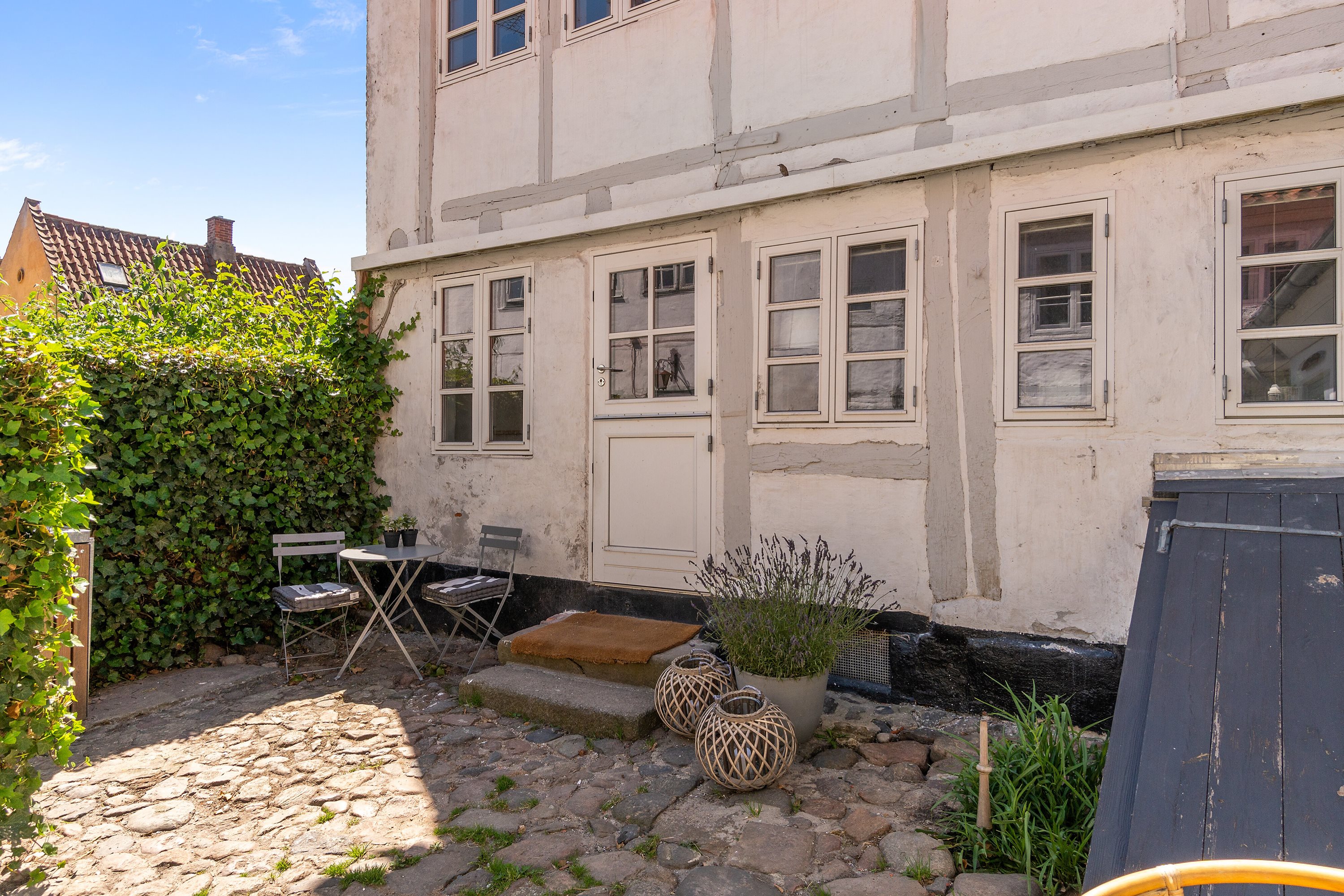 Fremhævet set fra vejen billede i fuldskærmstilstand. Billede af Skyttenstræde 11C, 3000 Helsingør