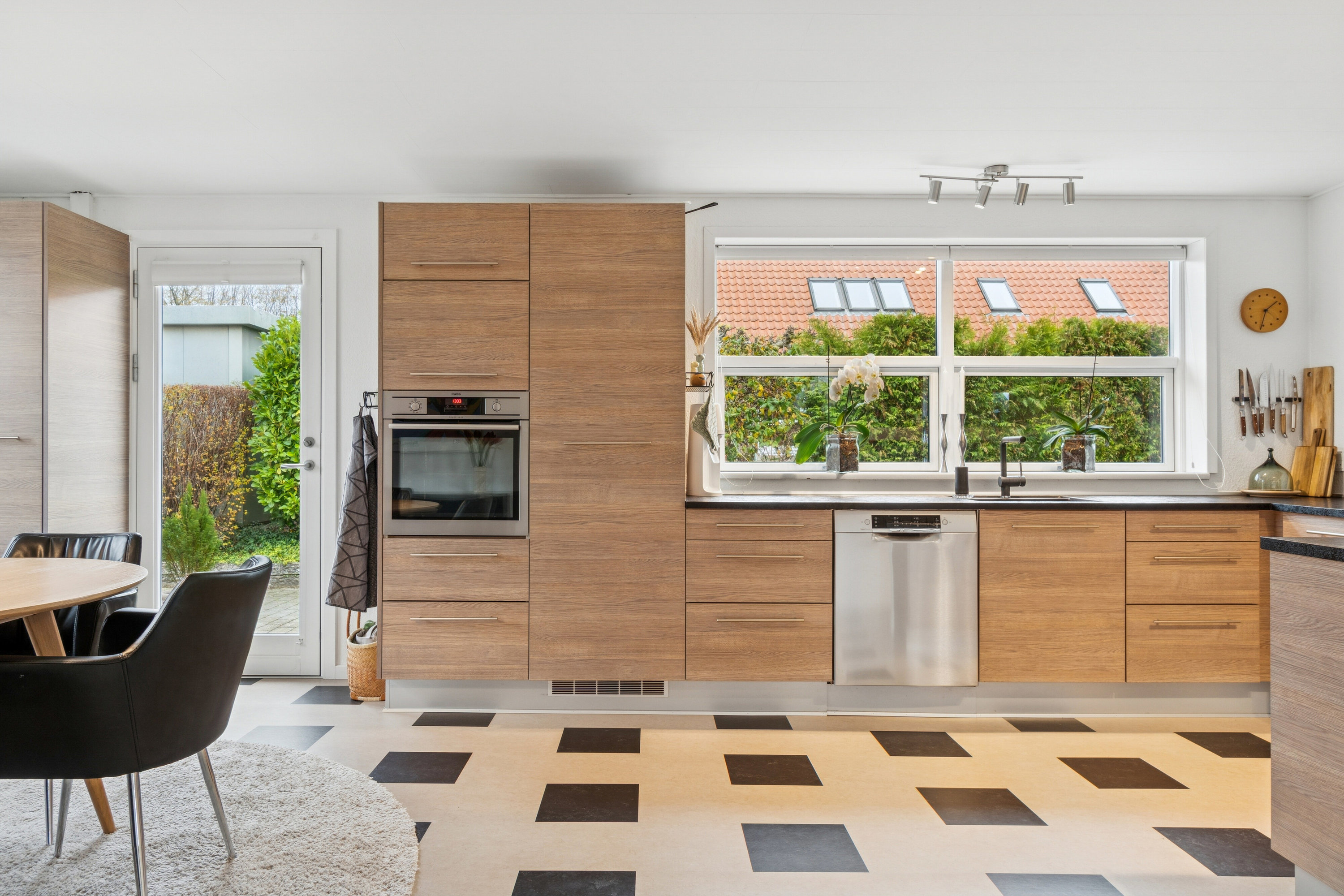 Fremhævet køkken billede i fuldskærmstilstand. Billede af Baldersvej 35, 6040 Egtved