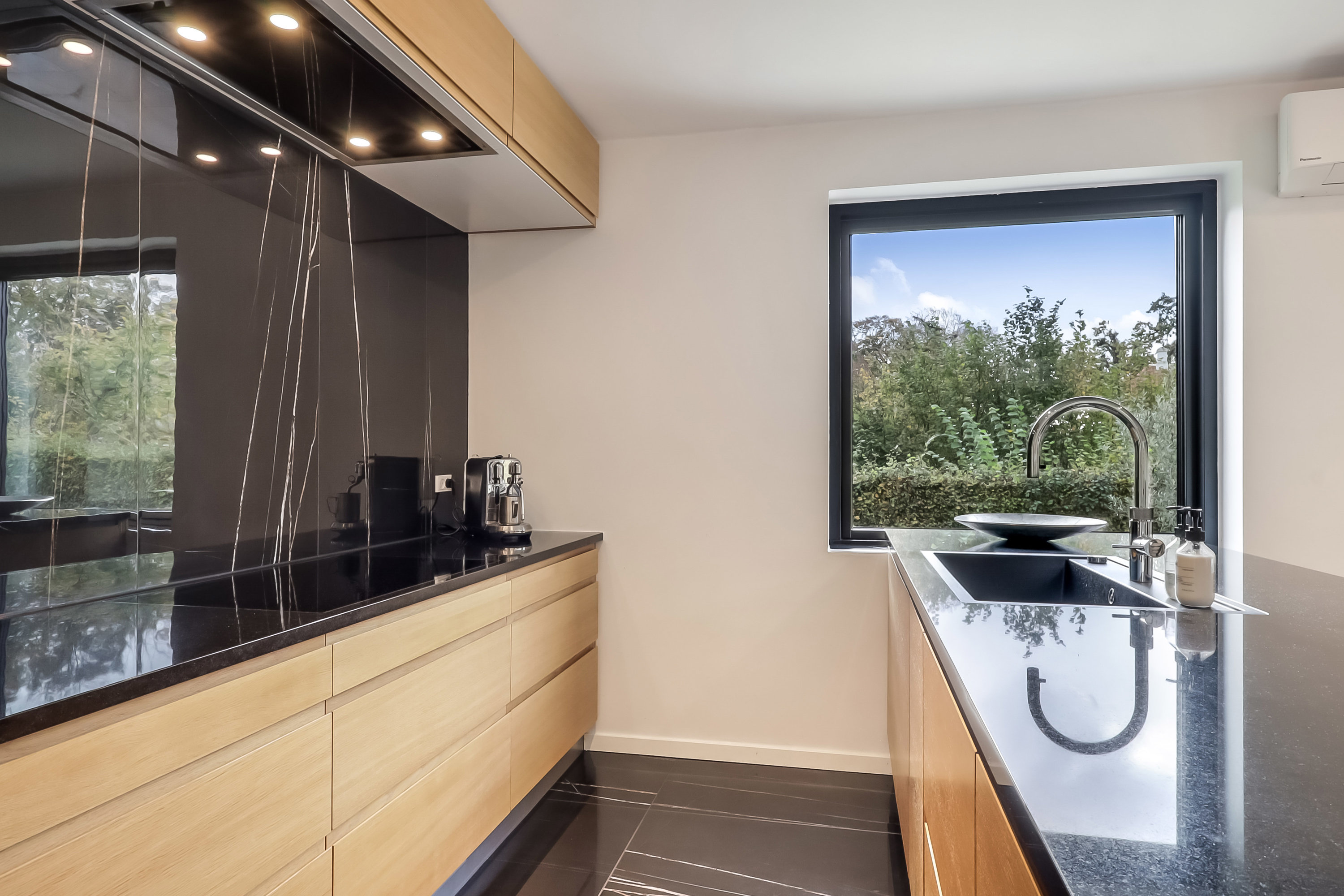 Fremhævet  billede i fuldskærmstilstand. Billede af Strandvej 65, 5700 Svendborg