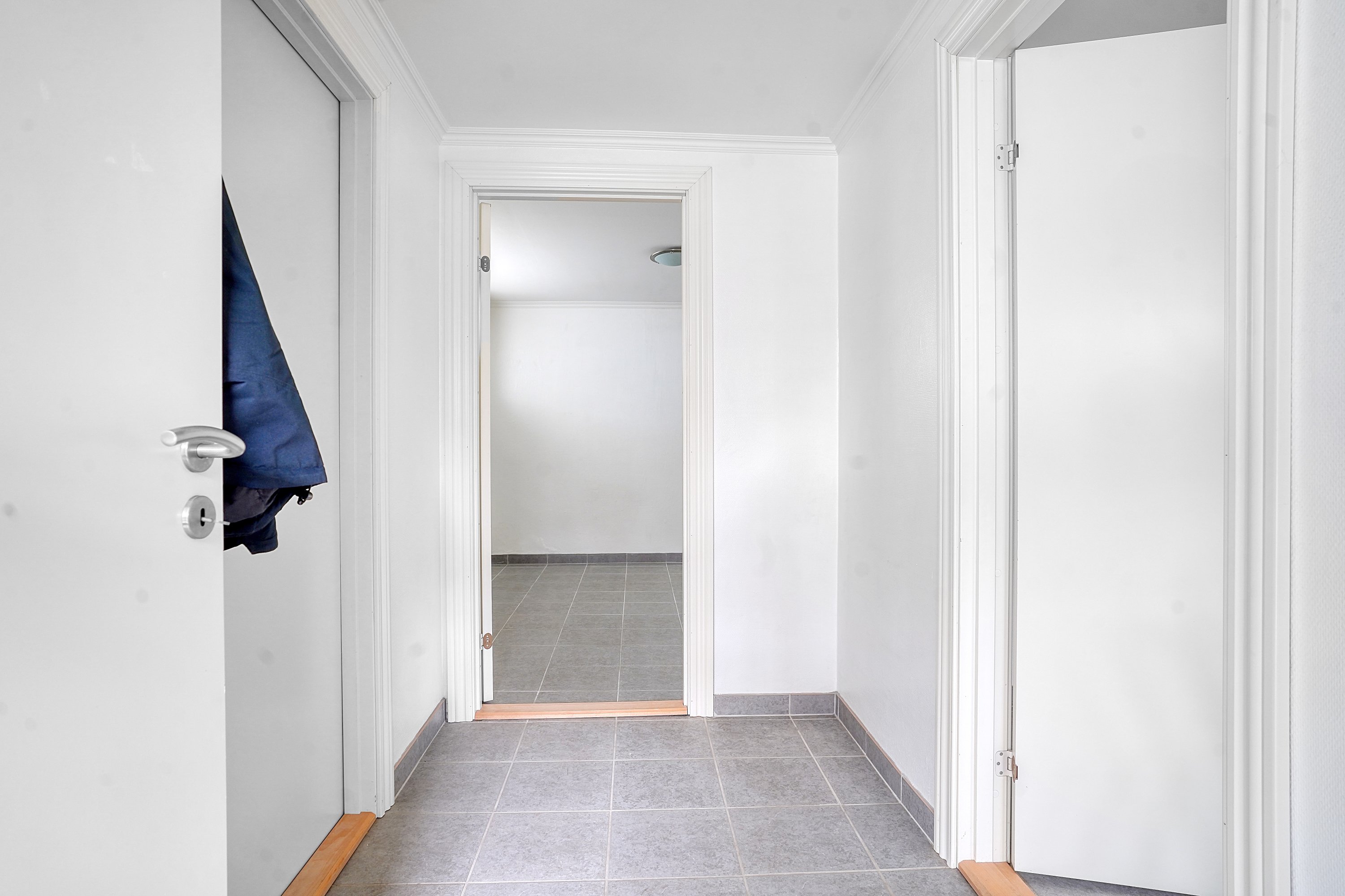 Fremhævet kælder billede i fuldskærmstilstand. Billede af Kongevejen 70, 3000 Helsingør