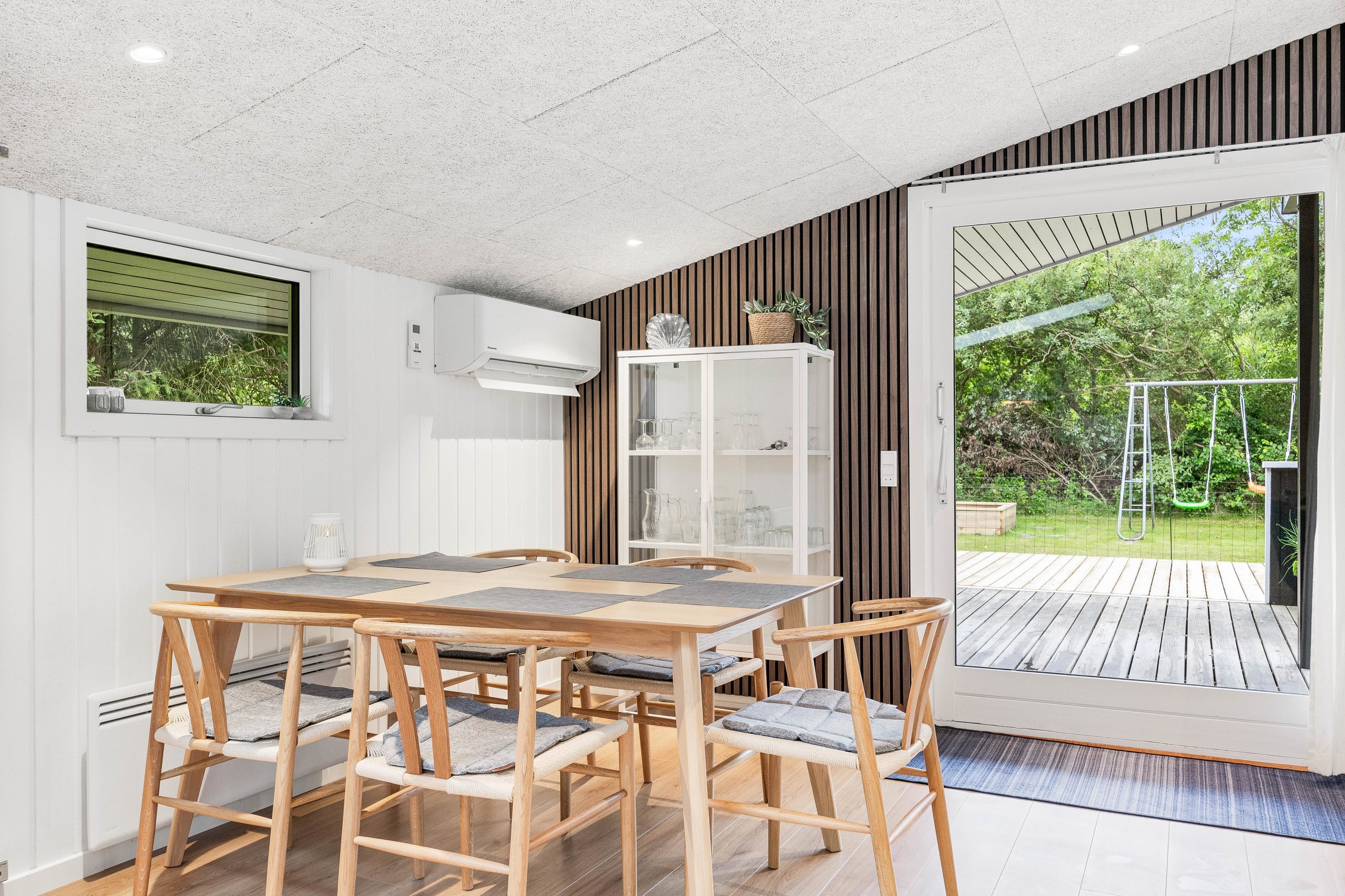 Fremhævet  billede i fuldskærmstilstand. Billede af Humlegårdsvej 10, Bjerregaard, 6960 Hvide Sande