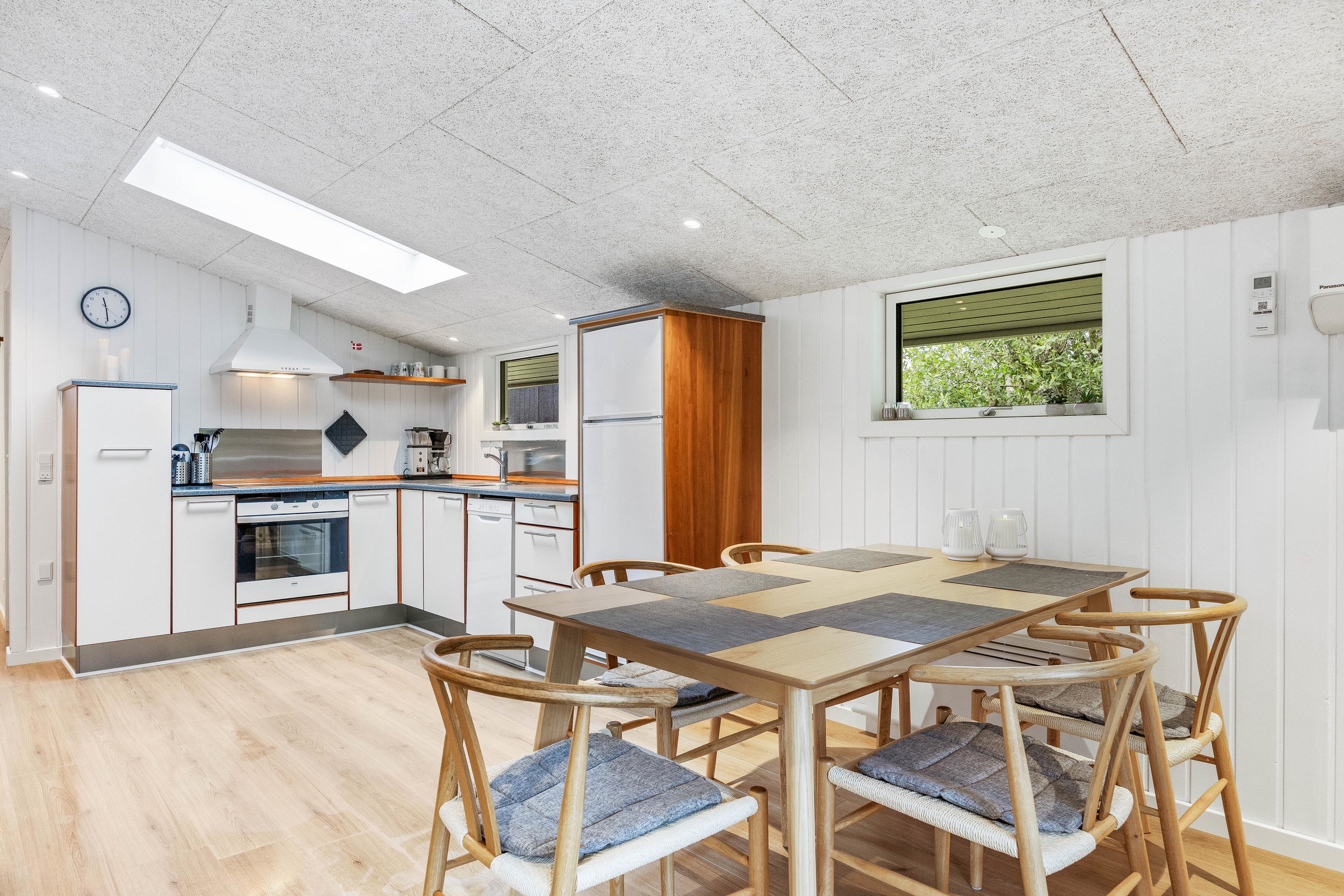 Fremhævet  billede i fuldskærmstilstand. Billede af Humlegårdsvej 10, Bjerregaard, 6960 Hvide Sande