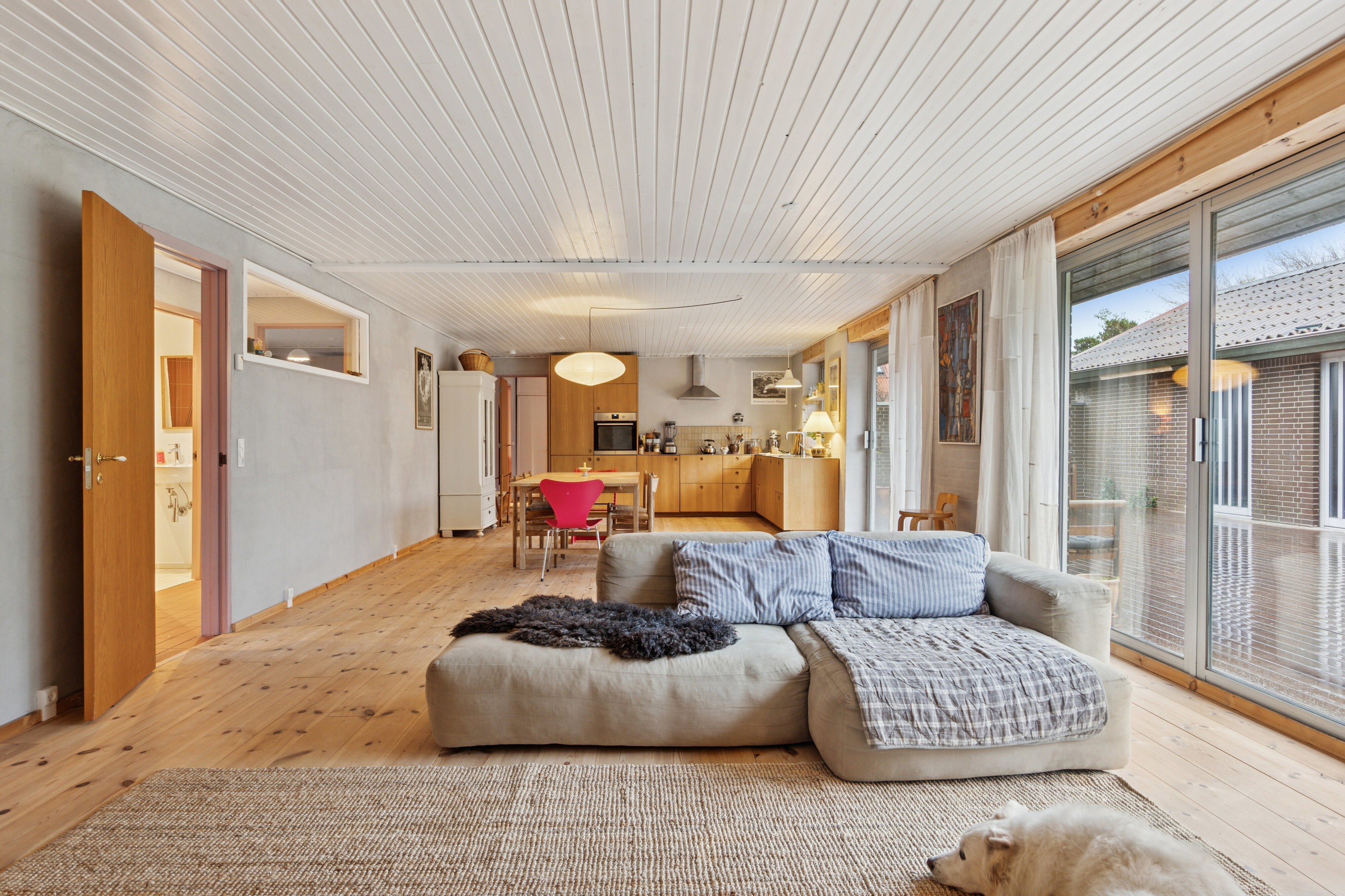 Fremhævet stue billede i fuldskærmstilstand. Billede af Skolestien 4, Klitmøller, 7700 Thisted