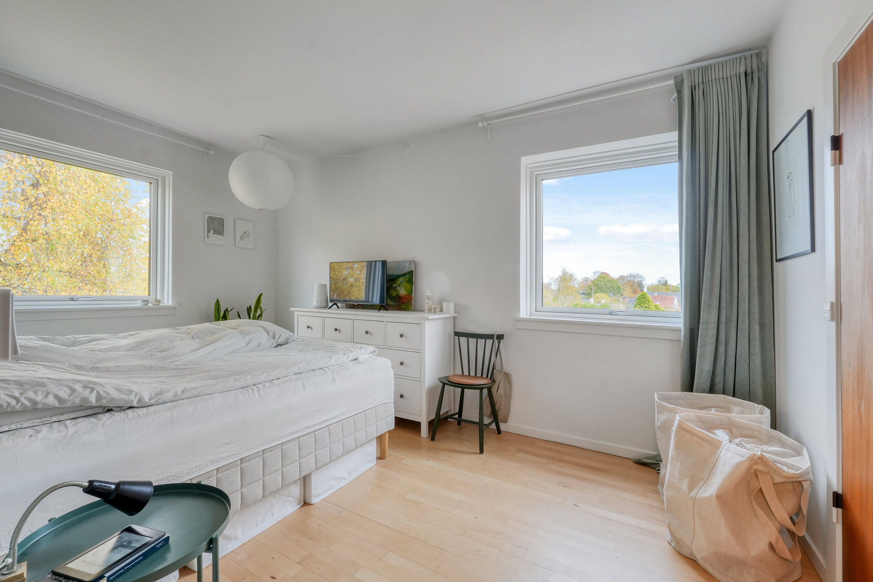 Fremhævet andet billede i fuldskærmstilstand. Billede af Bregnerødvej 59, 2. tv., 3460 Birkerød