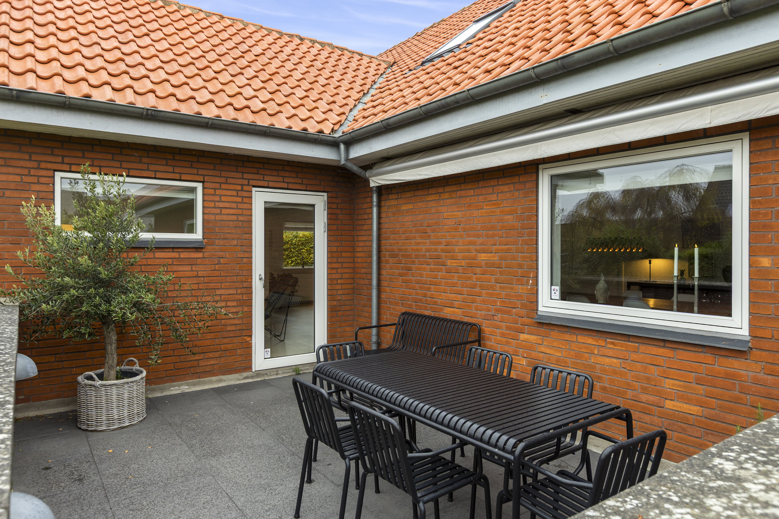 Fremhævet terrasse billede i fuldskærmstilstand. Billede af Hagelbjergvej 23, 4100 Ringsted