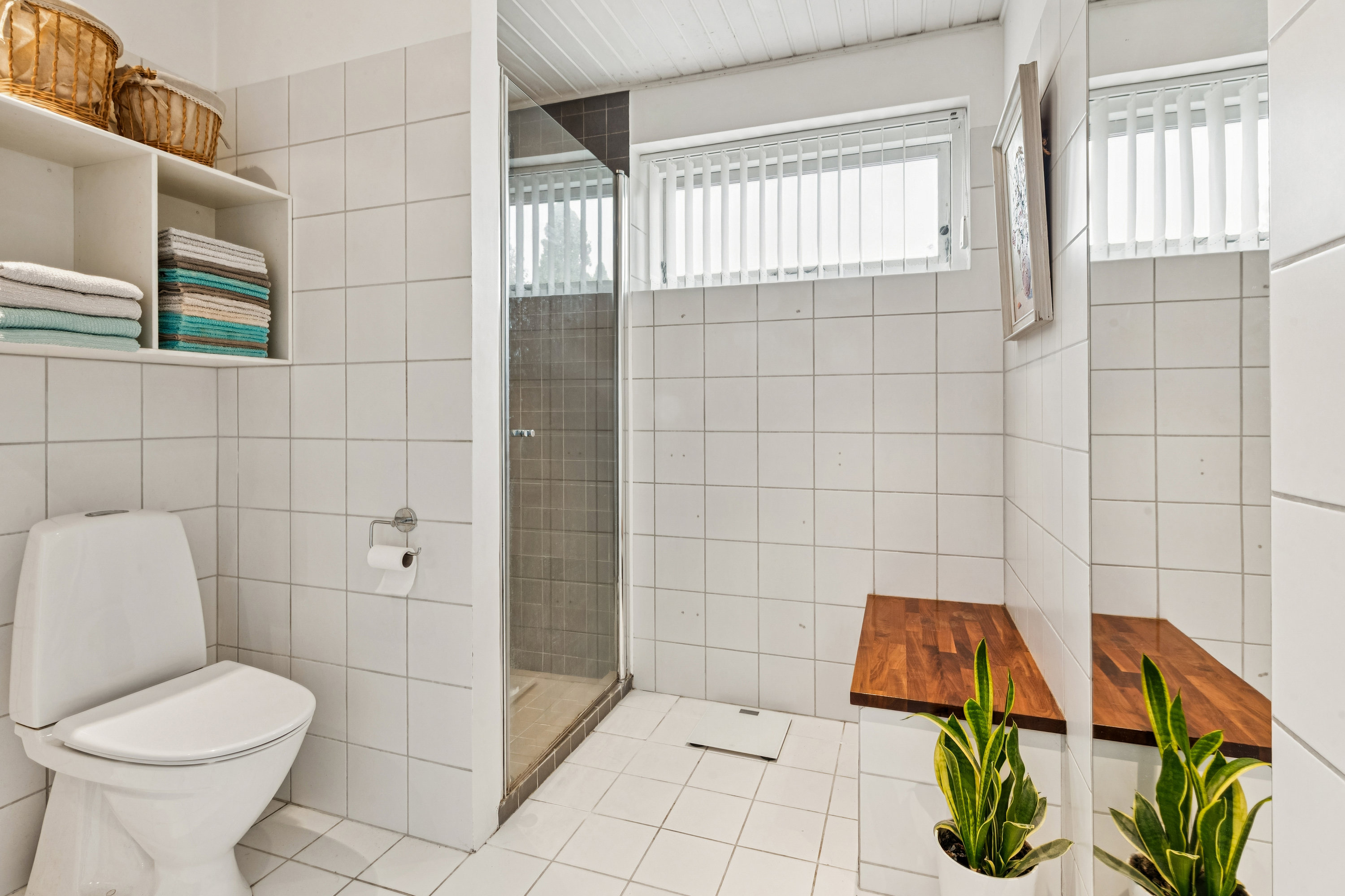 Fremhævet badeværelse billede i fuldskærmstilstand. Billede af Dyssegårdsvej 63, 2870 Dyssegård