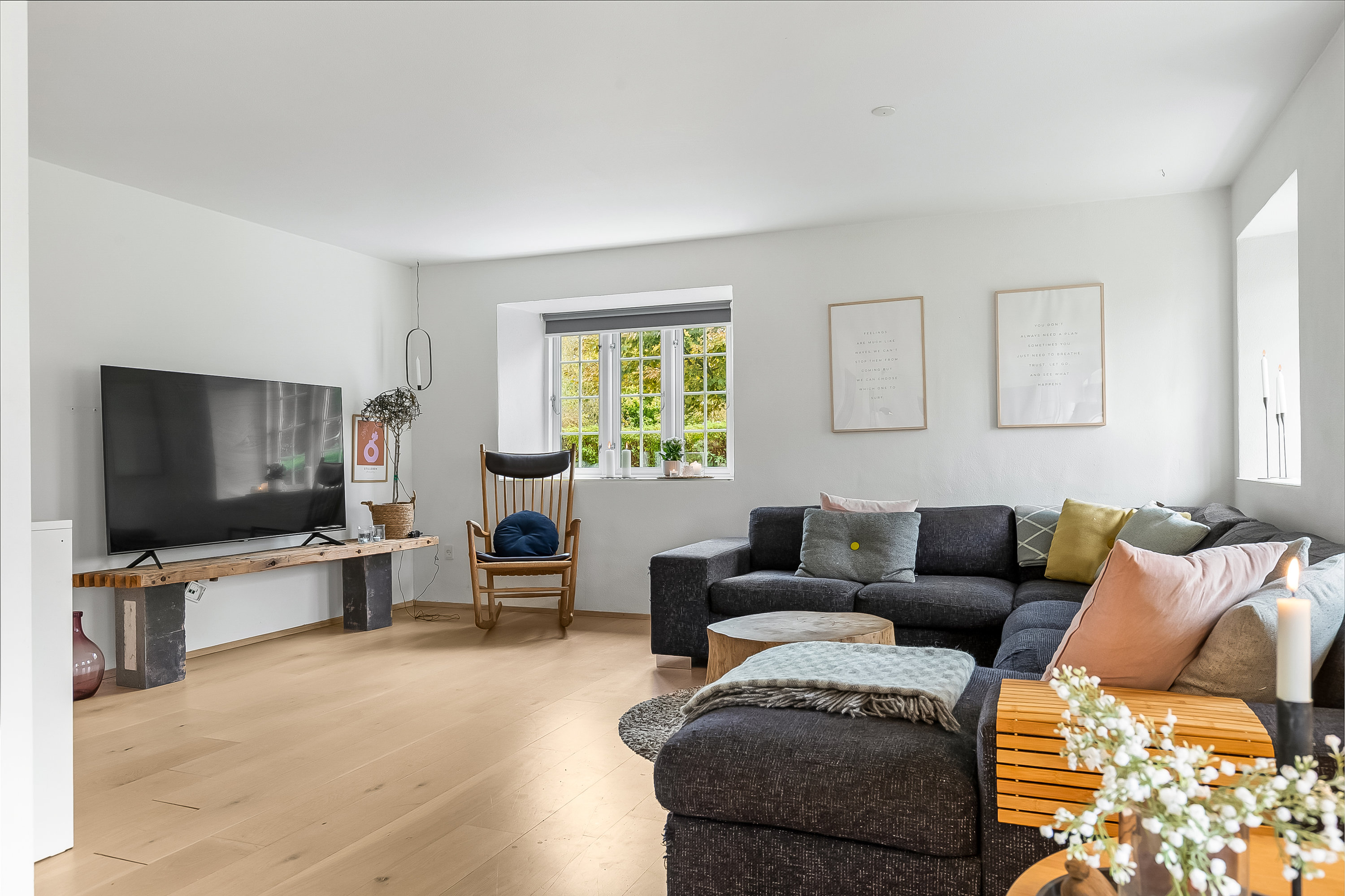 Fremhævet stue billede i fuldskærmstilstand. Billede af Søndermarksvej 6, Starup, 6040 Egtved