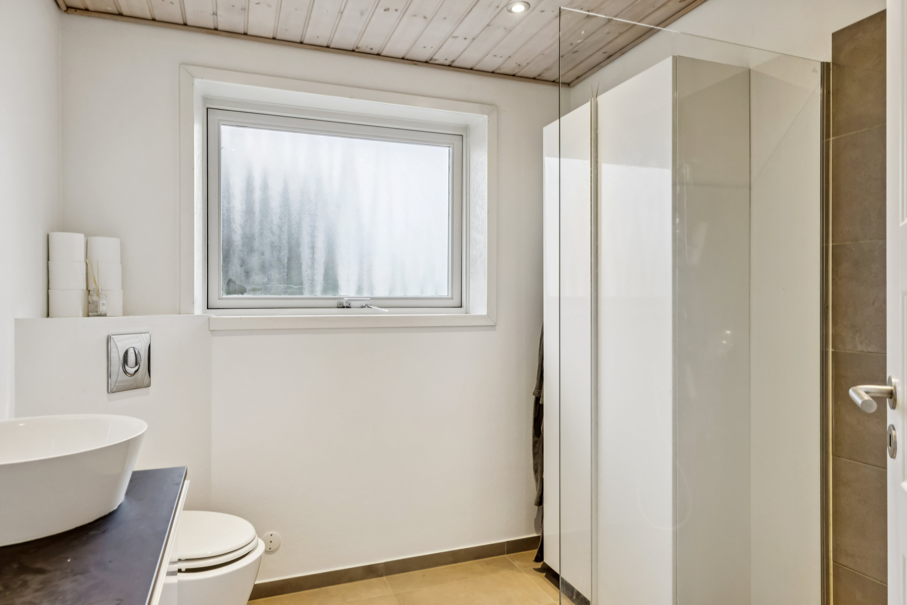 Fremhævet badeværelse billede i fuldskærmstilstand. Billede af Skolegade 6B, Holbøl, 6340 Kruså