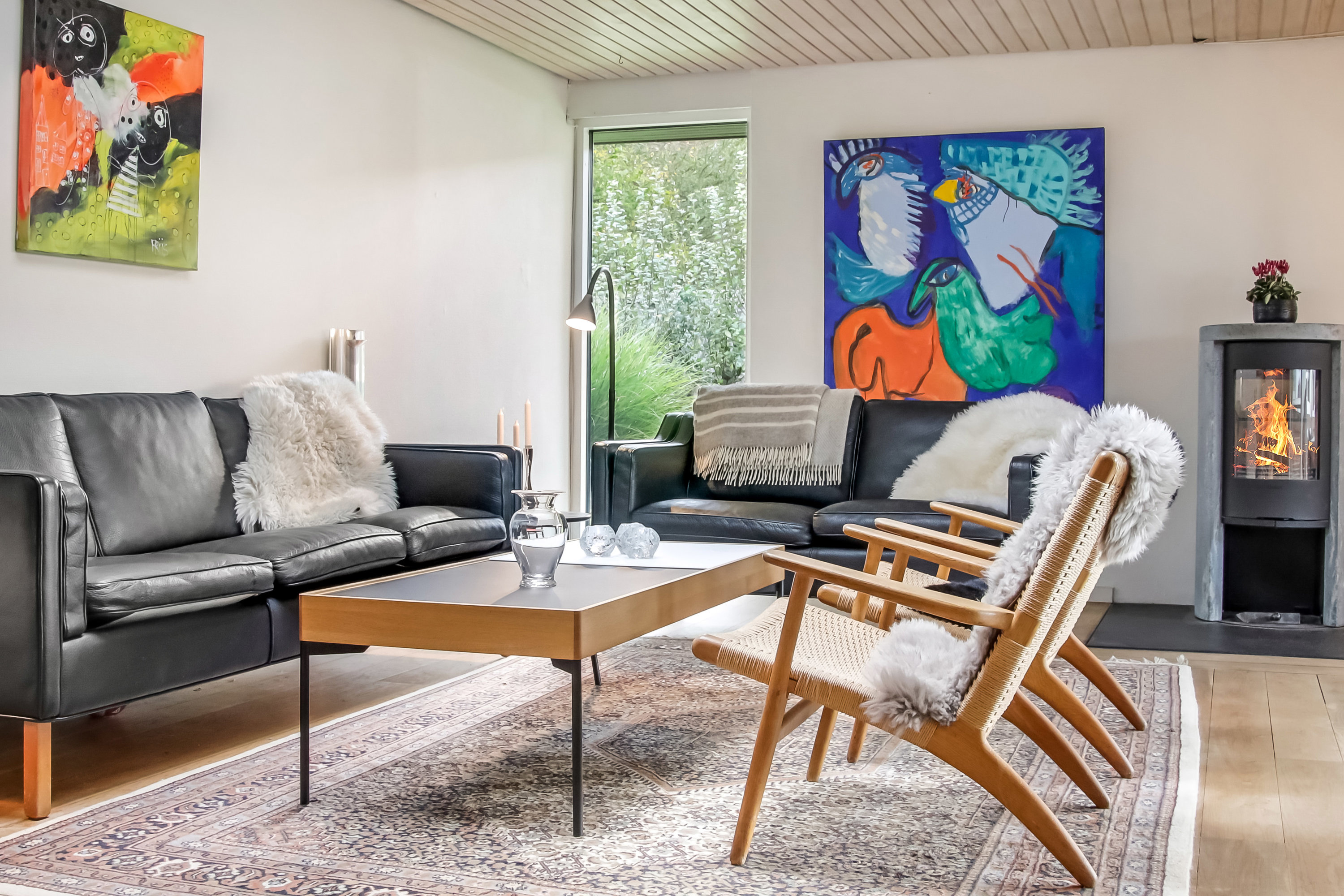 Fremhævet stue billede i fuldskærmstilstand. Billede af Herman Nielsens Vej 12, 5700 Svendborg