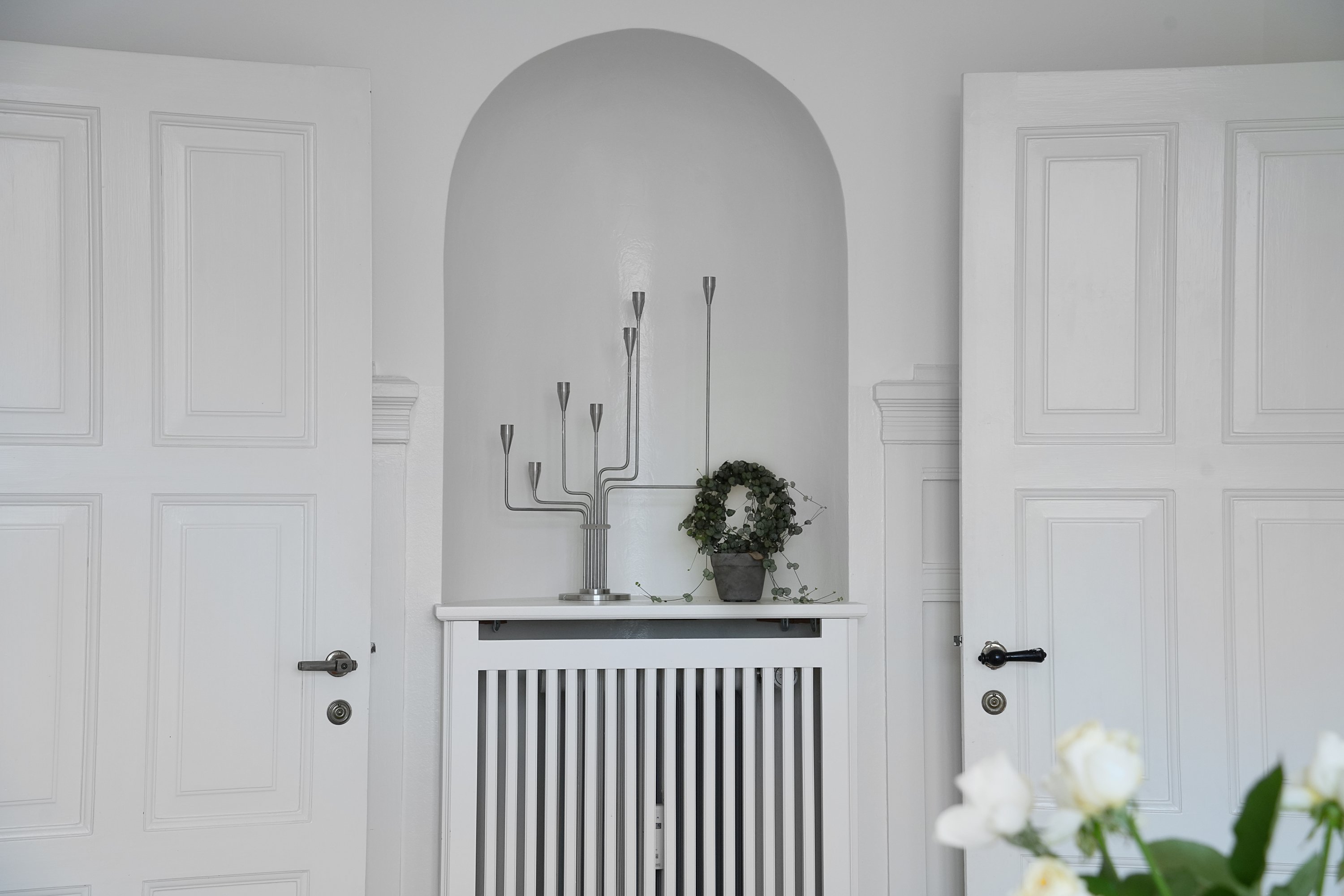 Fremhævet stue billede i fuldskærmstilstand. Billede af Kristian Zahrtmanns Plads 81, 2. th., 2000 Frederiksberg