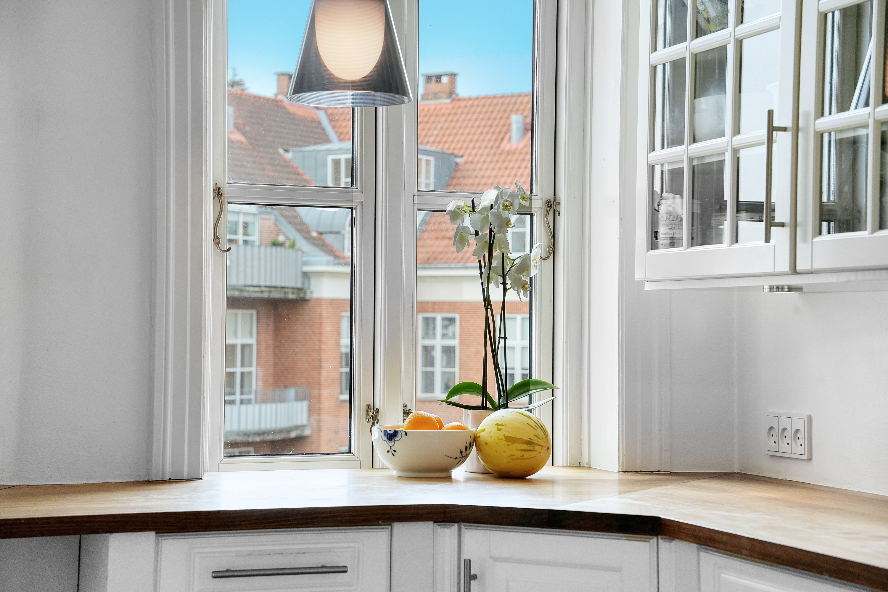 Fremhævet køkken billede i fuldskærmstilstand. Billede af Kristian Zahrtmanns Plads 81, 2. th., 2000 Frederiksberg